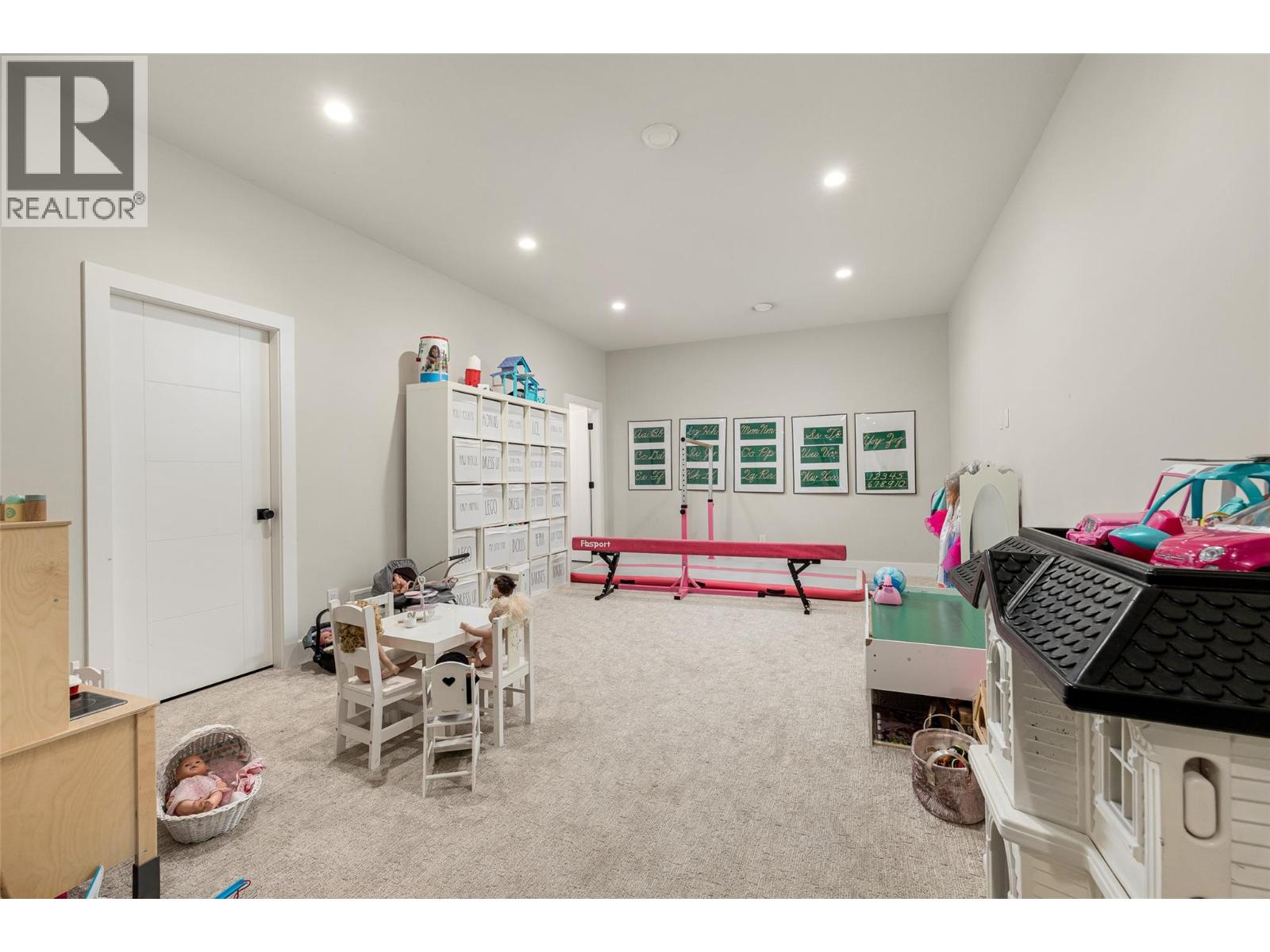 10293 Long Road