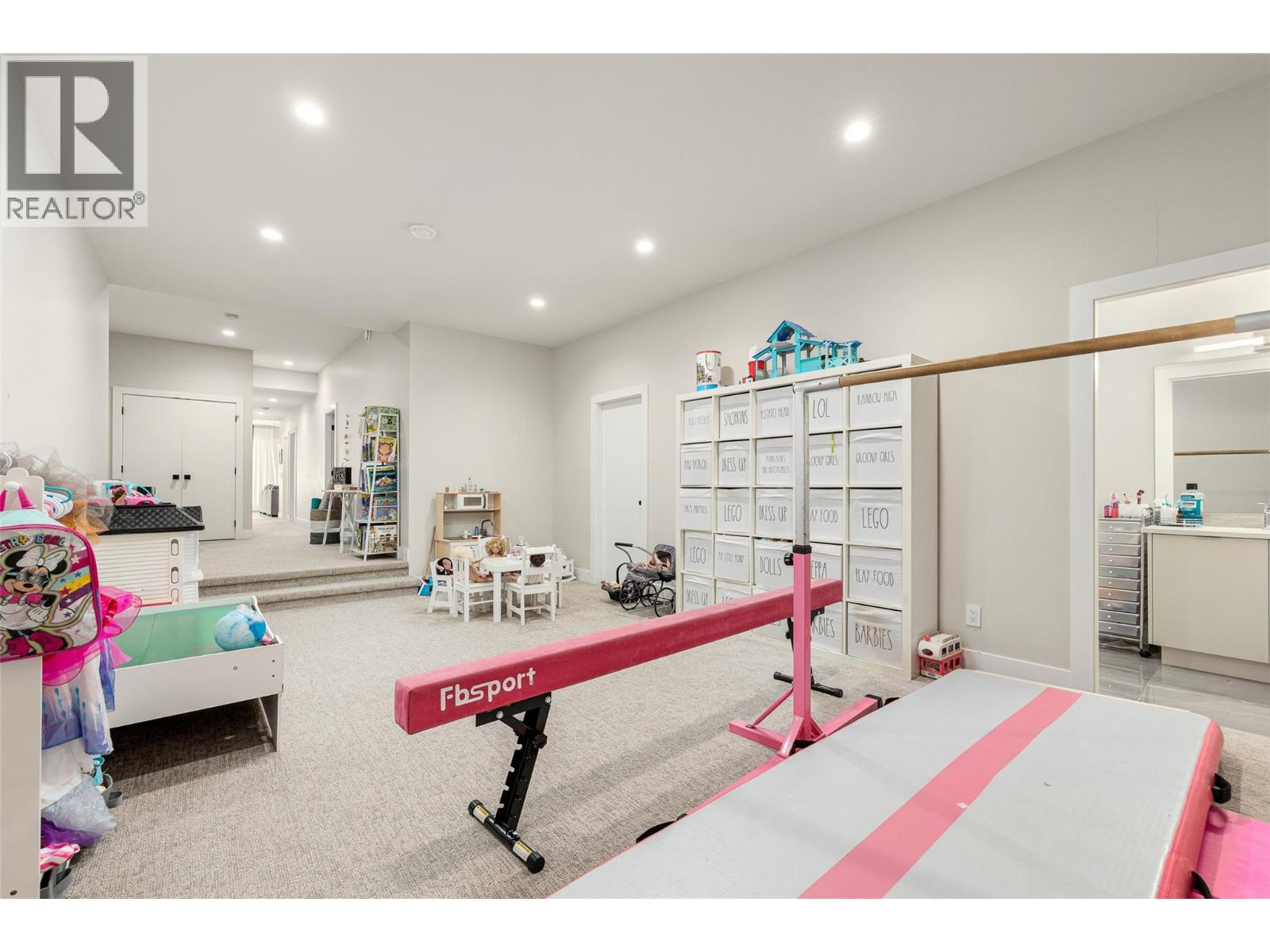 10293 Long Road