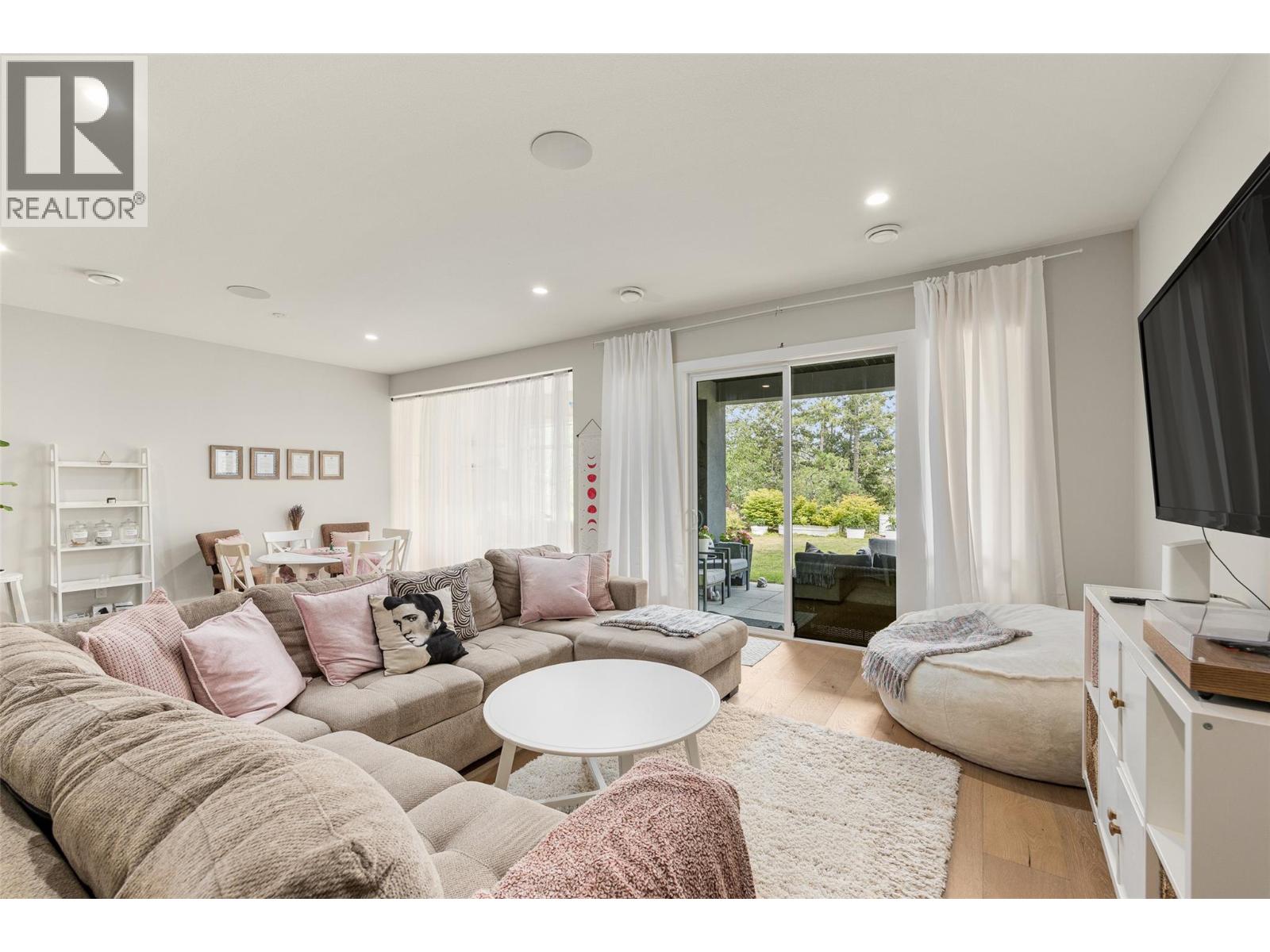 10293 Long Road