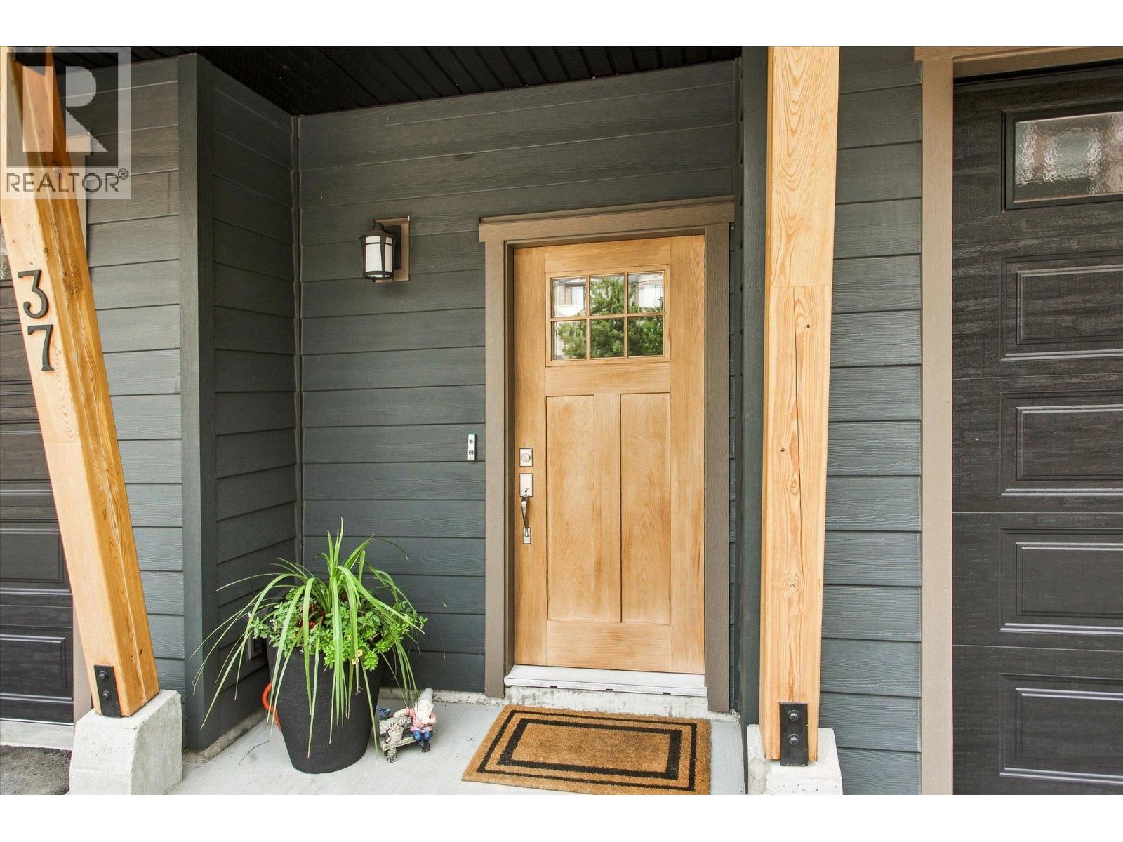 2490 Tuscany Drive Unit# 37