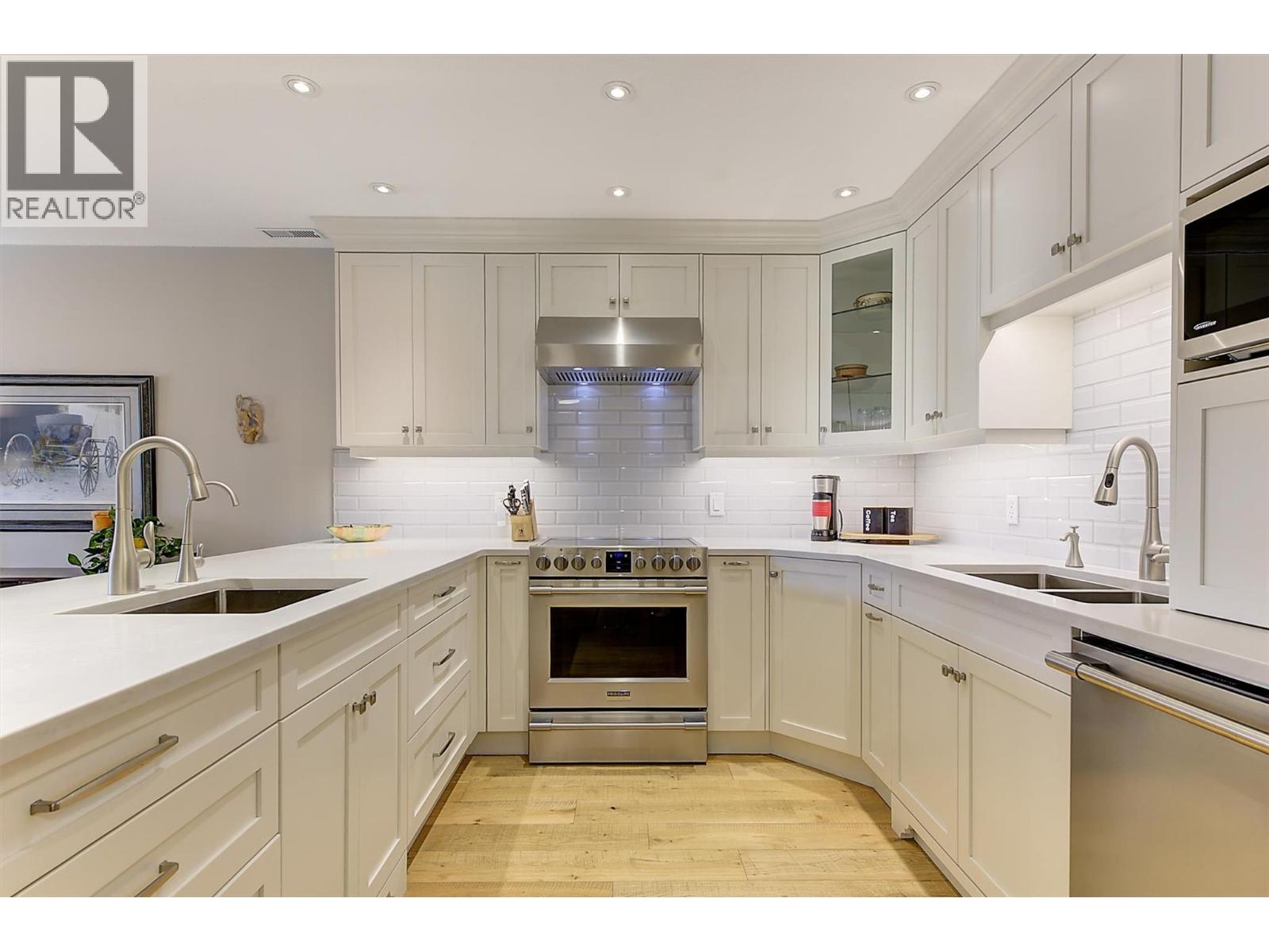 2350 Stillingfleet Road Unit# 216