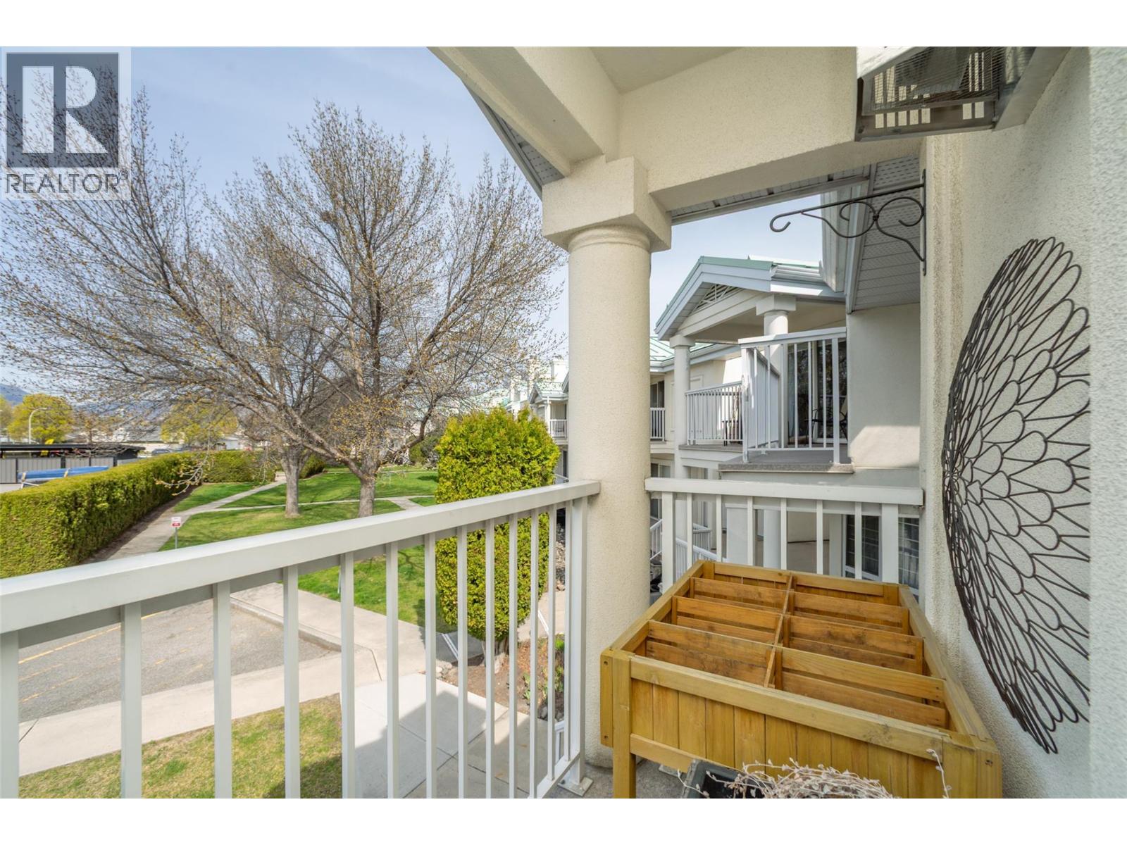 2350 Stillingfleet Road Unit# 216