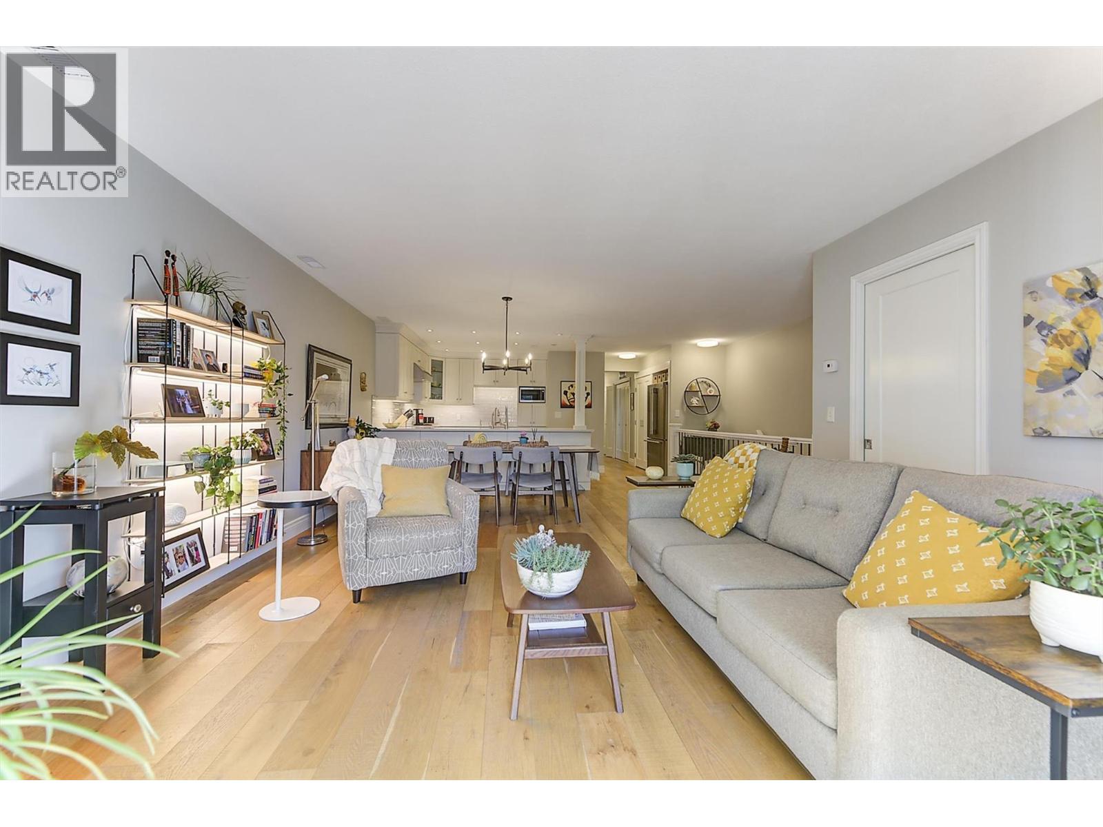 2350 Stillingfleet Road Unit# 216