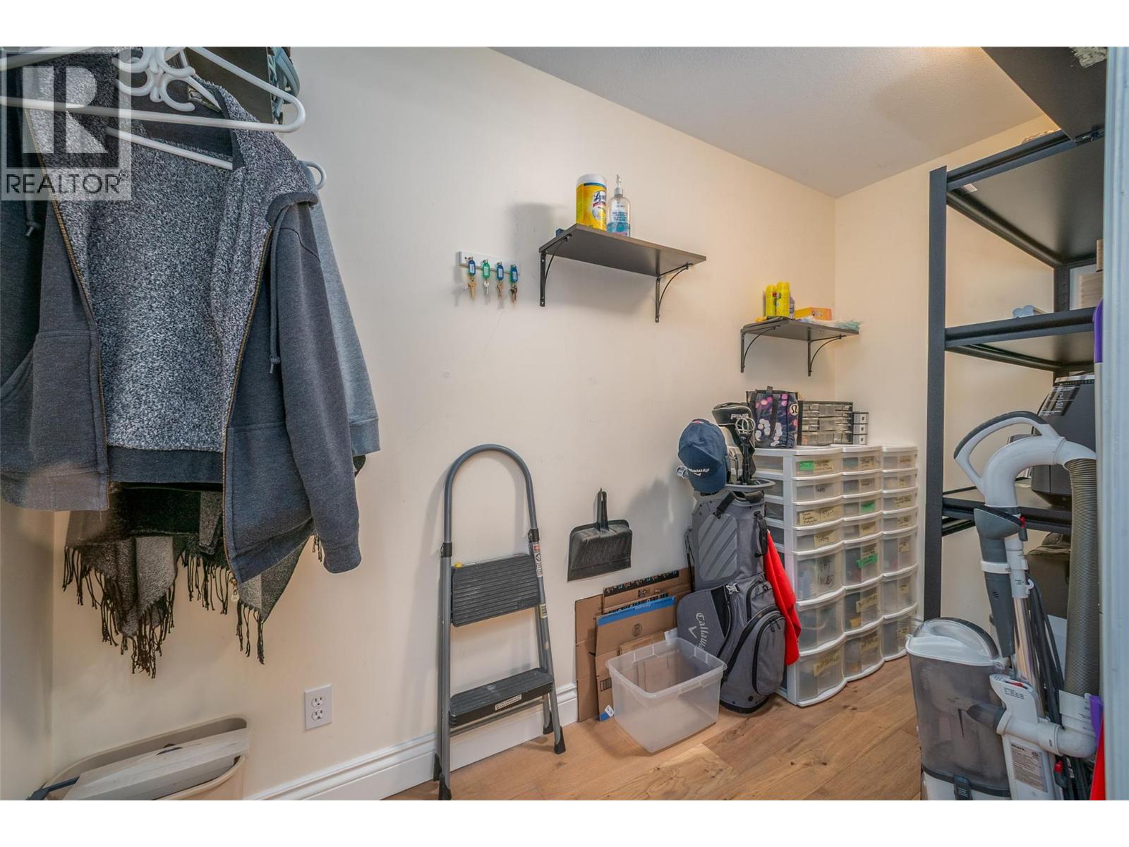 2350 Stillingfleet Road Unit# 216