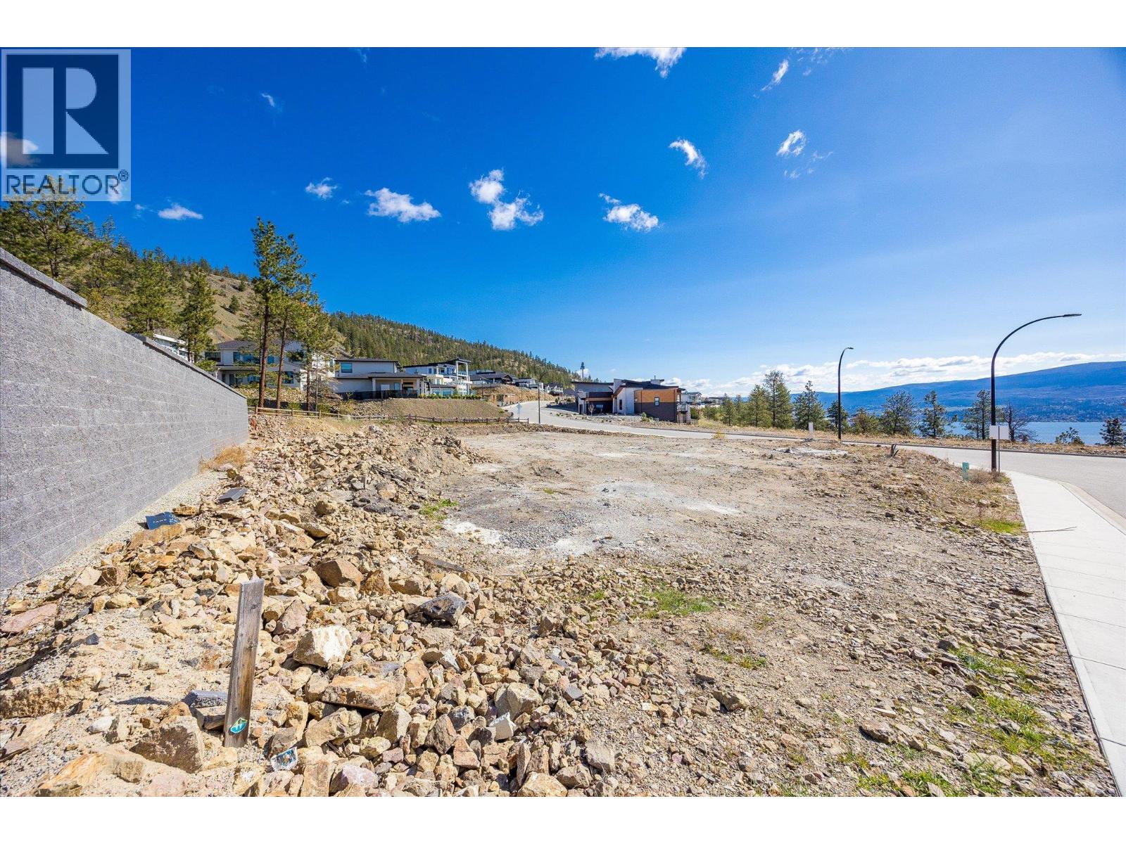 1642 Touriga Place