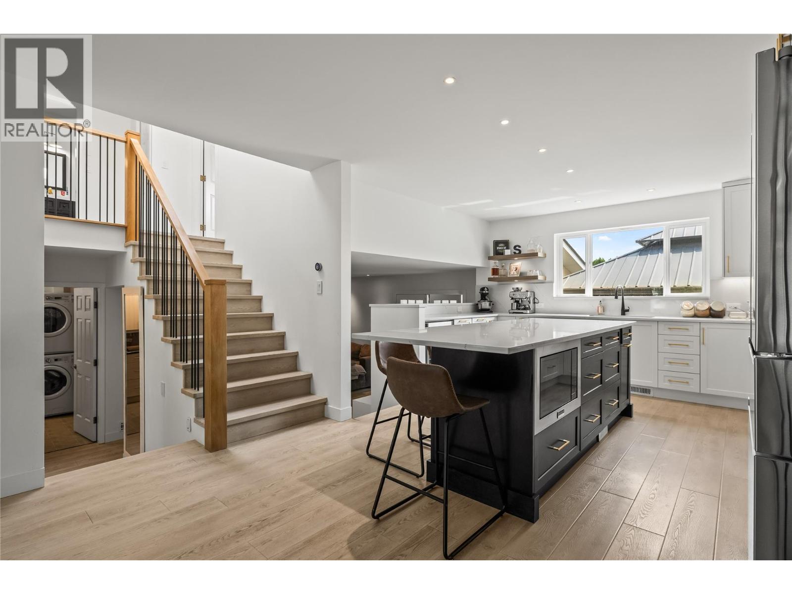 263 Dalgleish Court