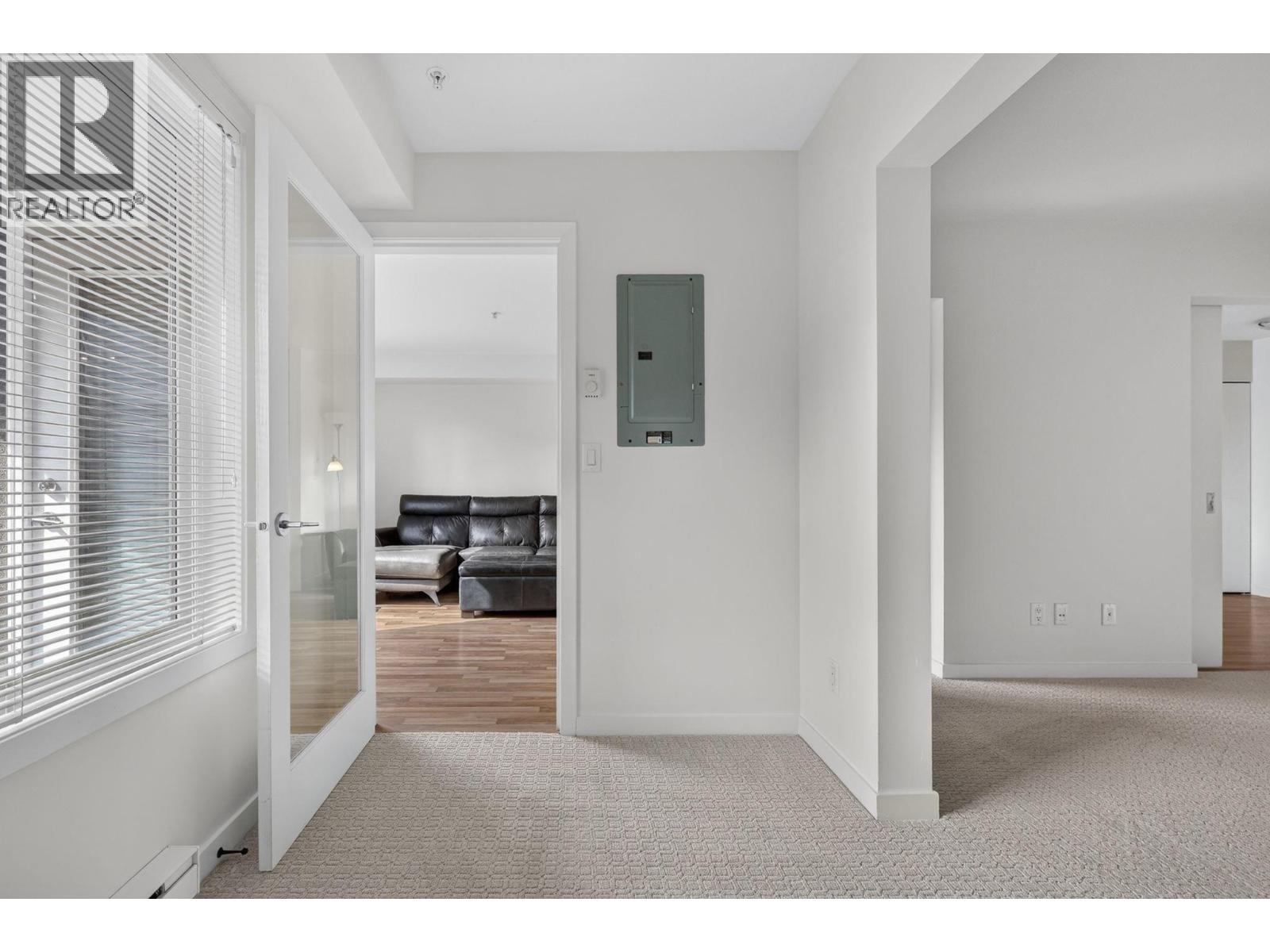 1550 Dickson Avenue Unit# 306