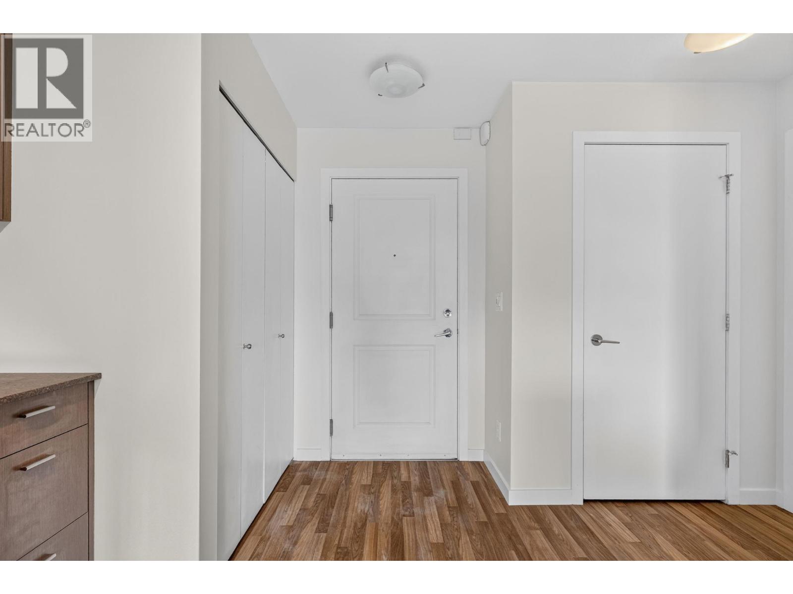 1550 Dickson Avenue Unit# 306