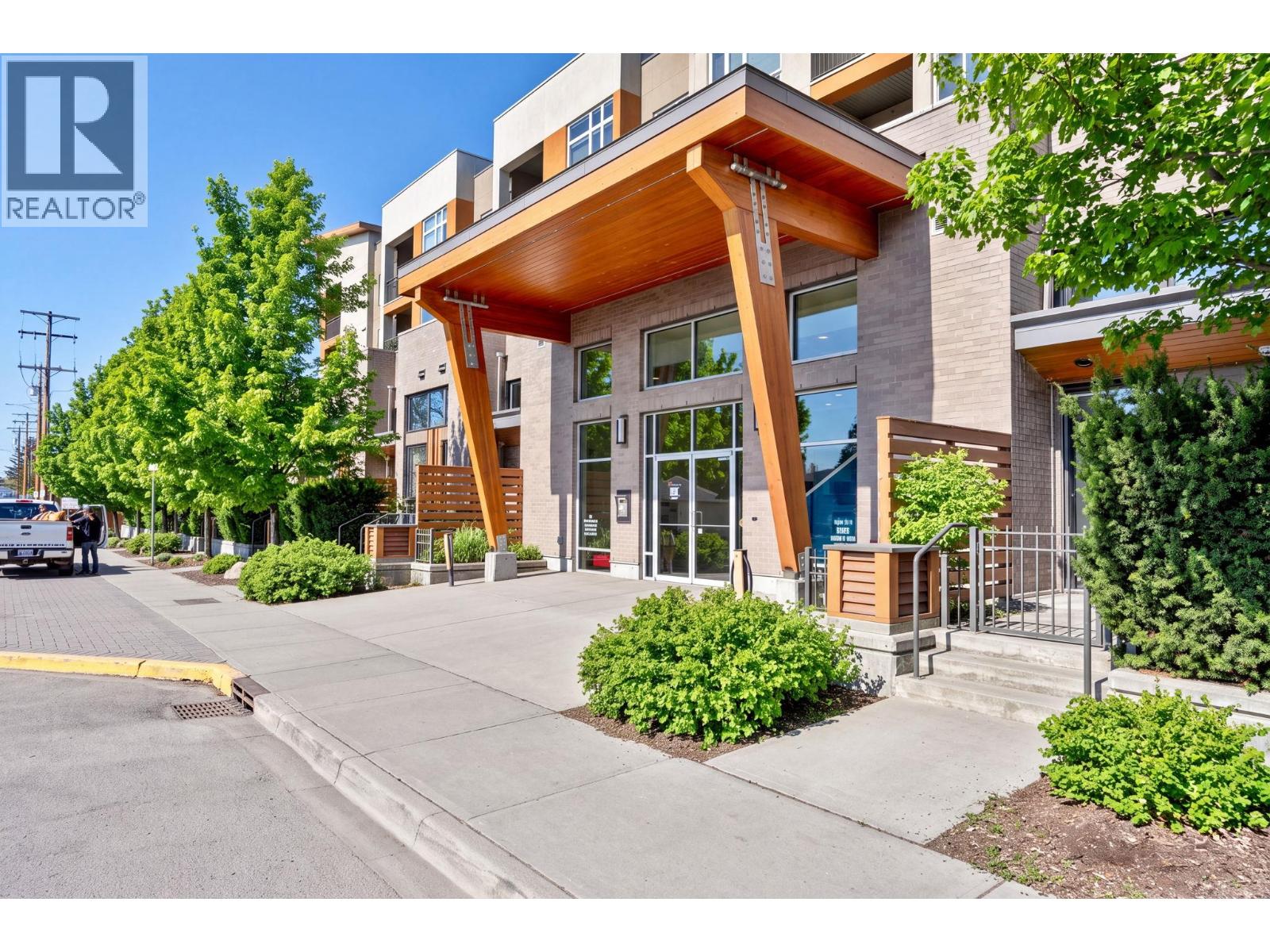 1550 Dickson Avenue Unit# 306