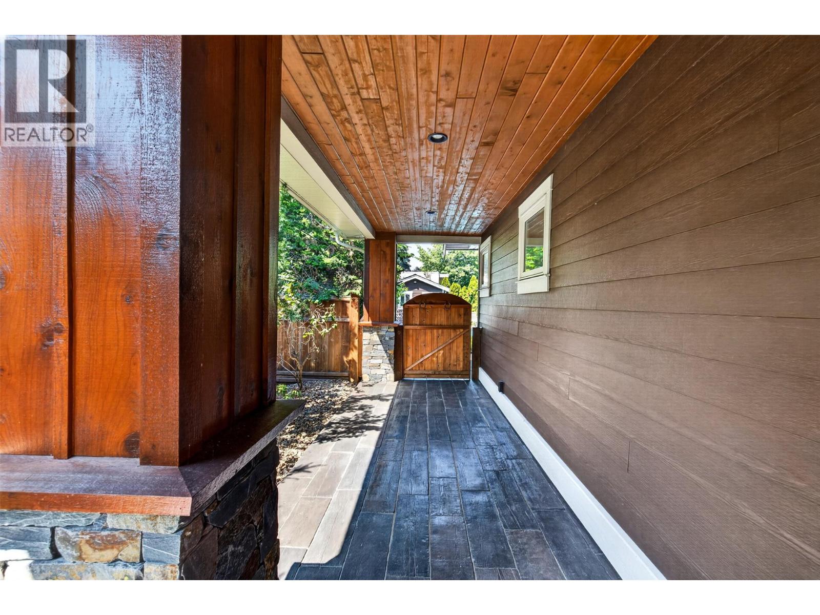 438 Farris Road