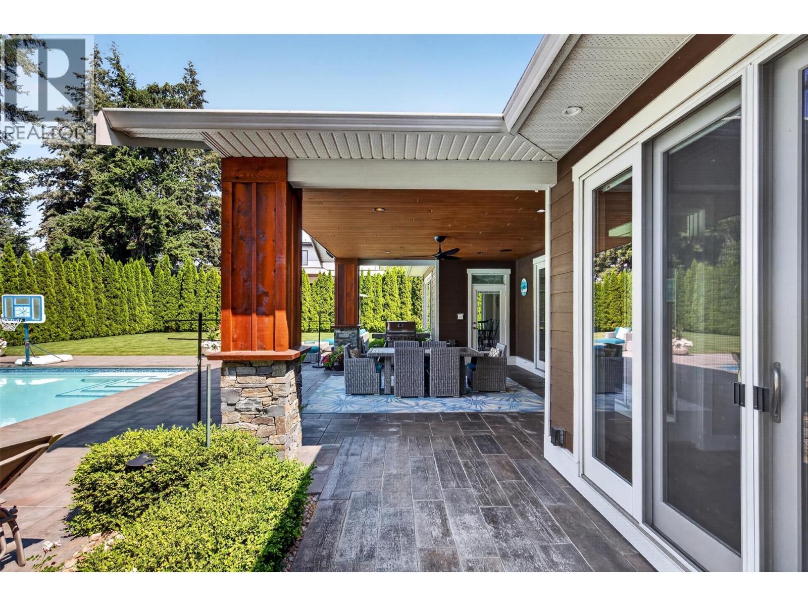 438 Farris Road
