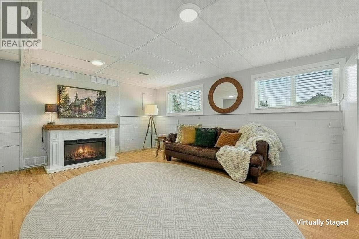 10911 Sherman Drive