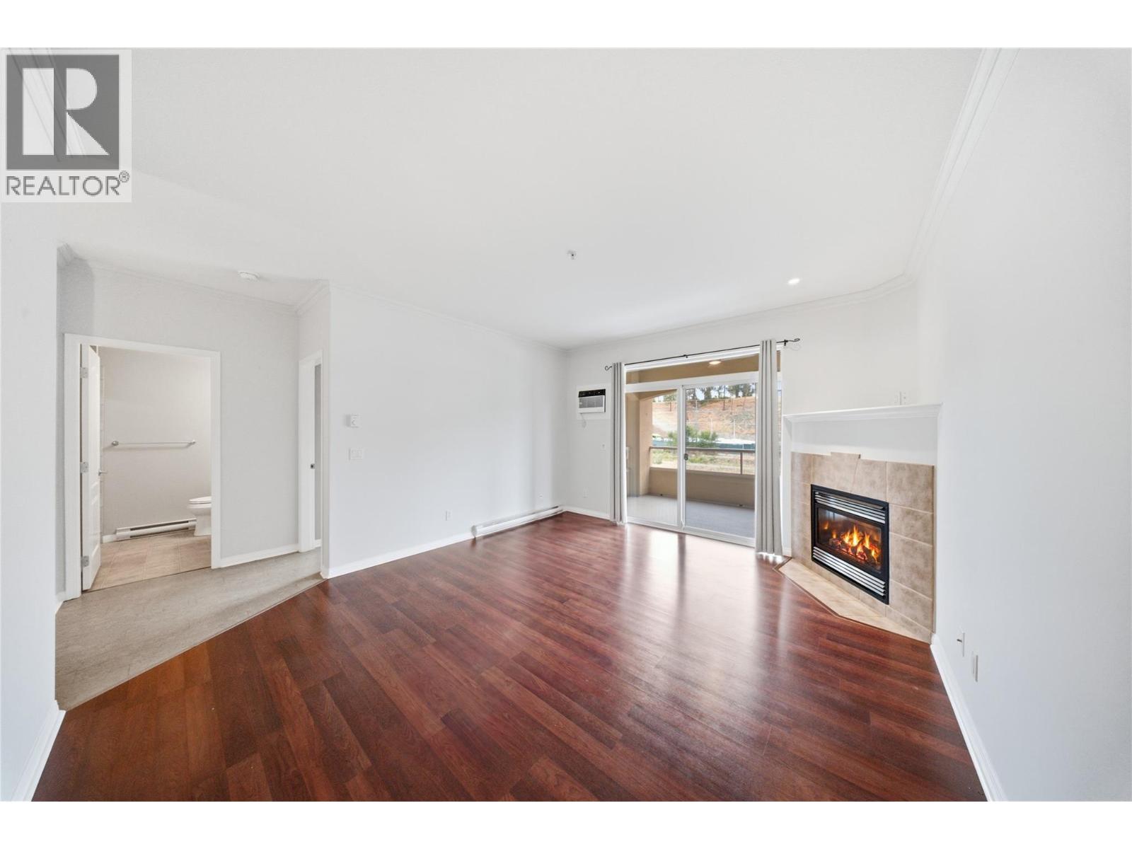 1962 Enterprise Way Unit# 214
