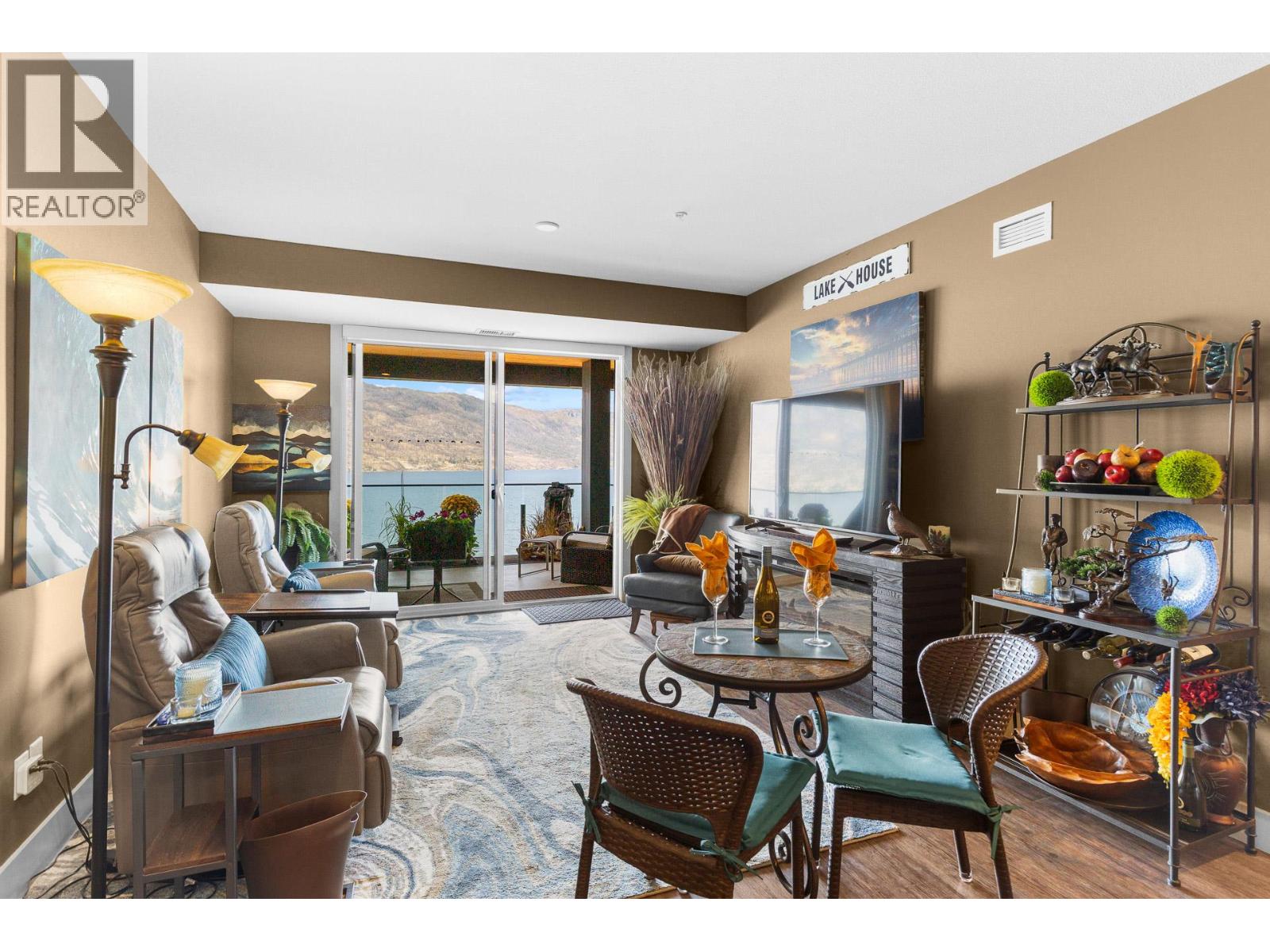 3475 Granite Close Unit# 405