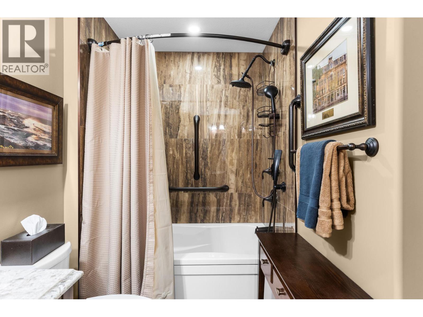 3475 Granite Close Unit# 405