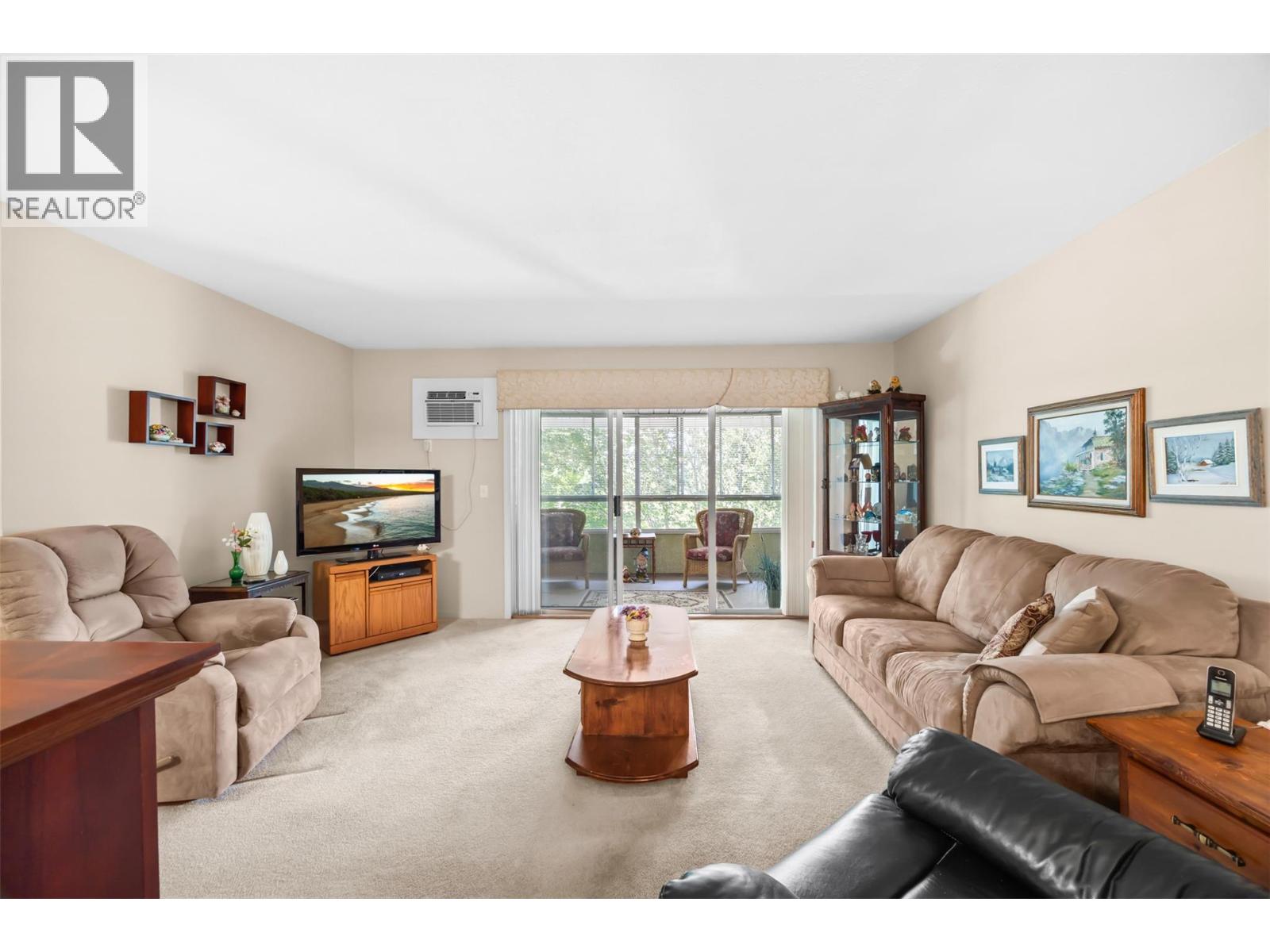 780 Houghton Road Unit# 408