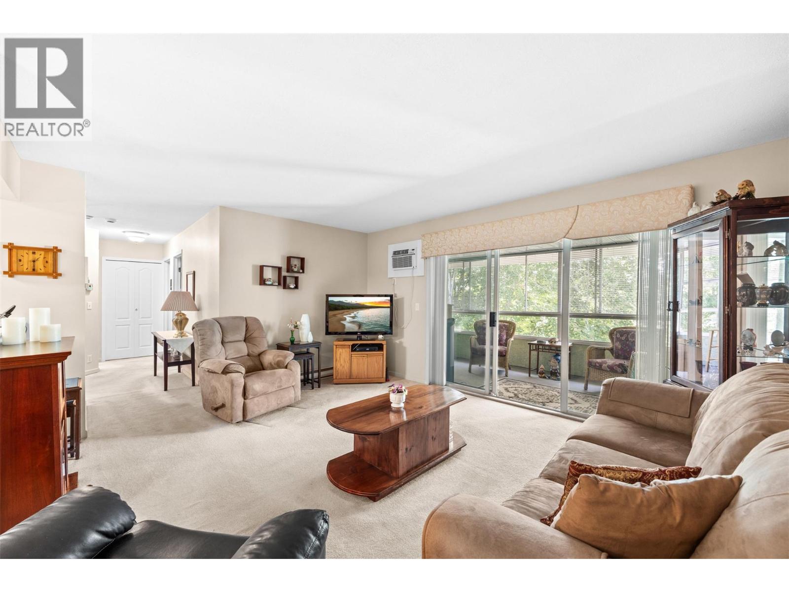 780 Houghton Road Unit# 408