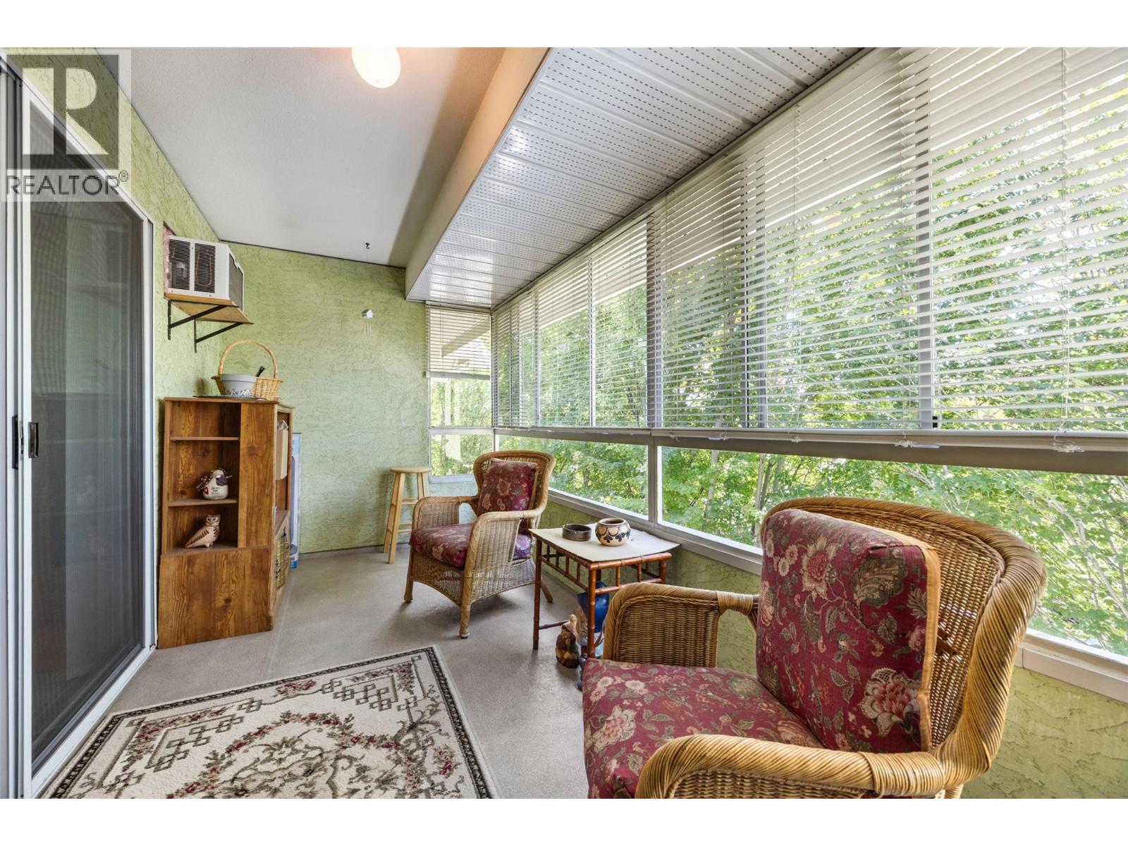 780 Houghton Road Unit# 408