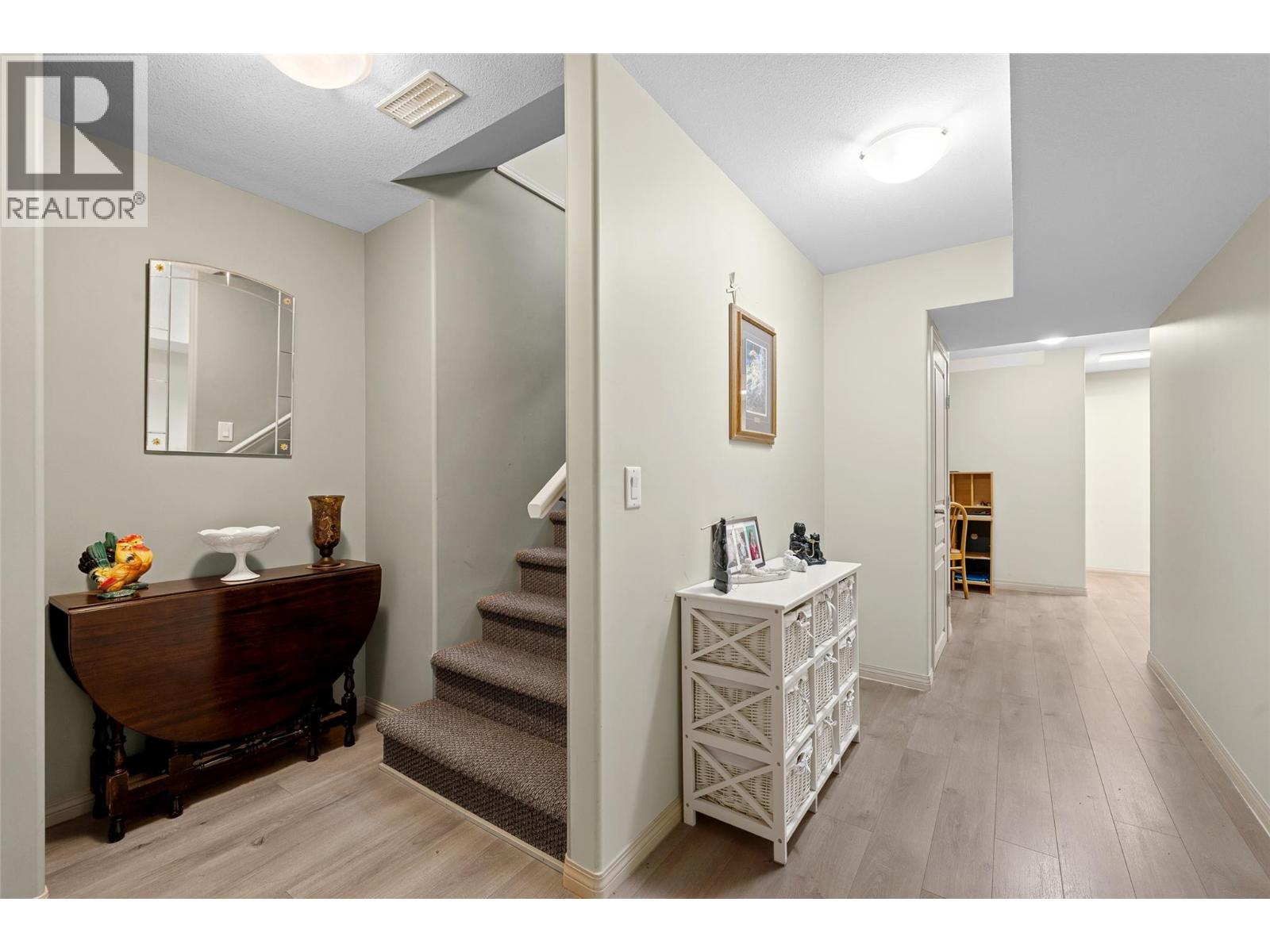 1188 Houghton Road Unit# 122