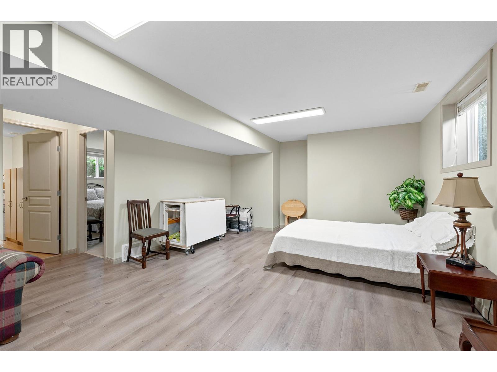 1188 Houghton Road Unit# 122