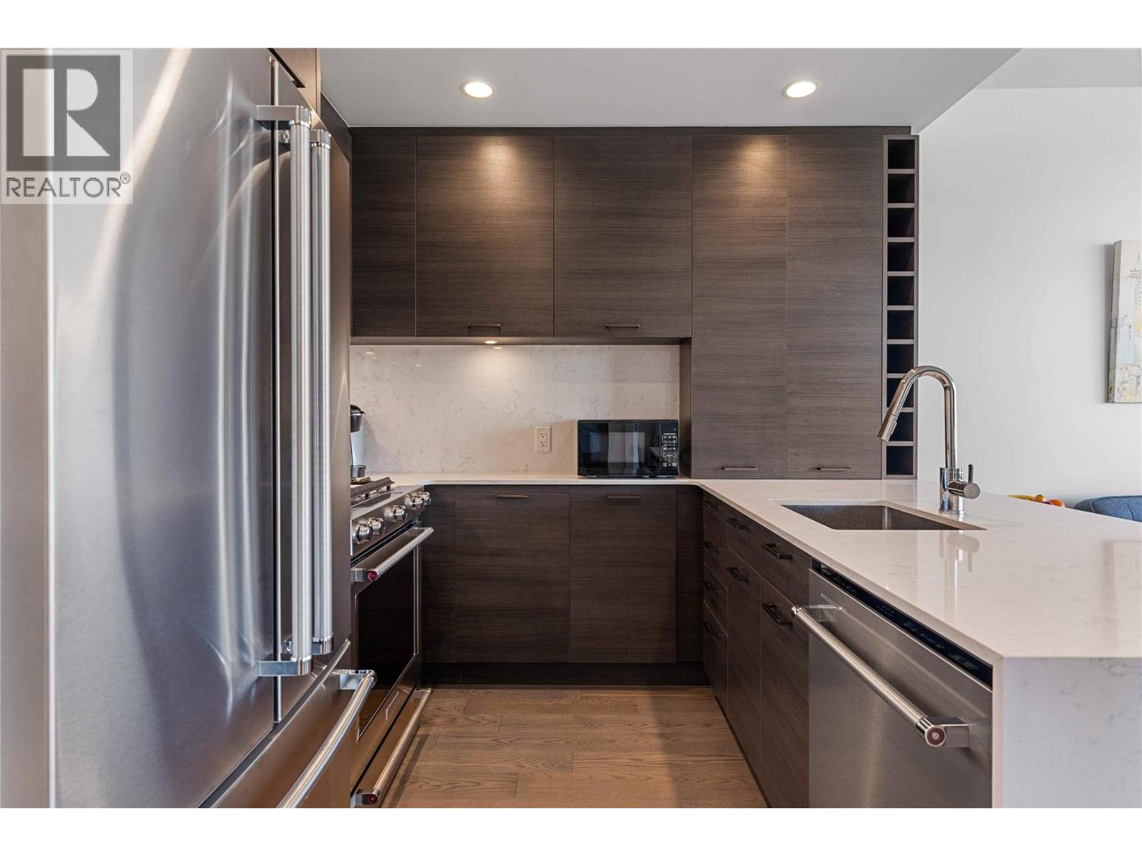 1181 Sunset Drive Unit# 1401