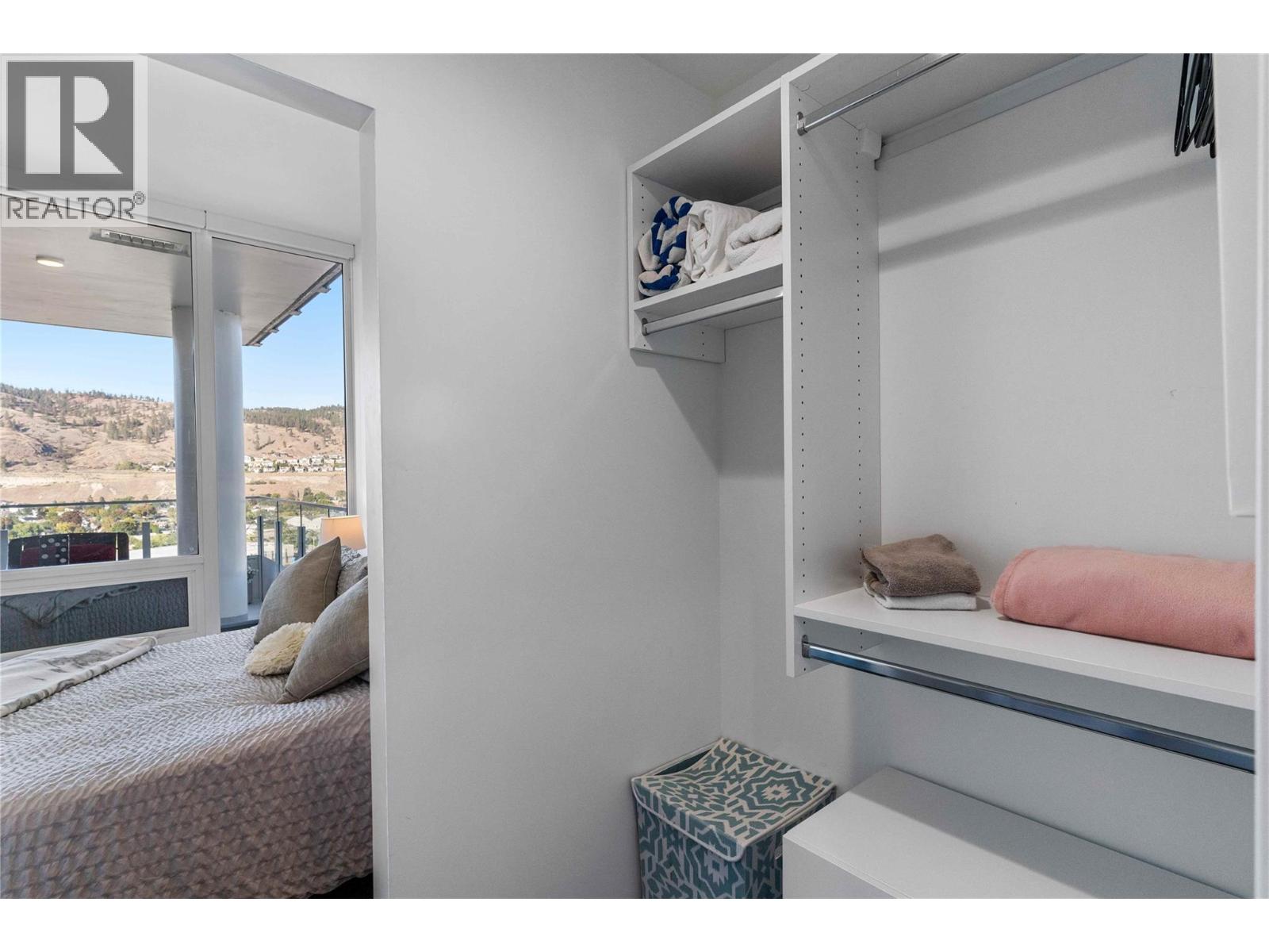 1181 Sunset Drive Unit# 1401