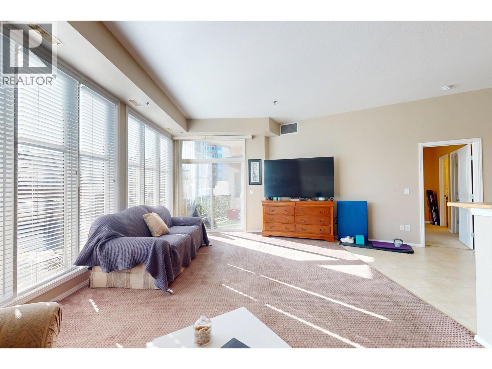 1327 St Paul Street Unit# 212