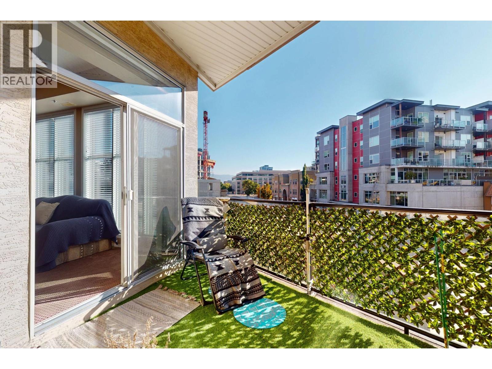 1327 St Paul Street Unit# 212