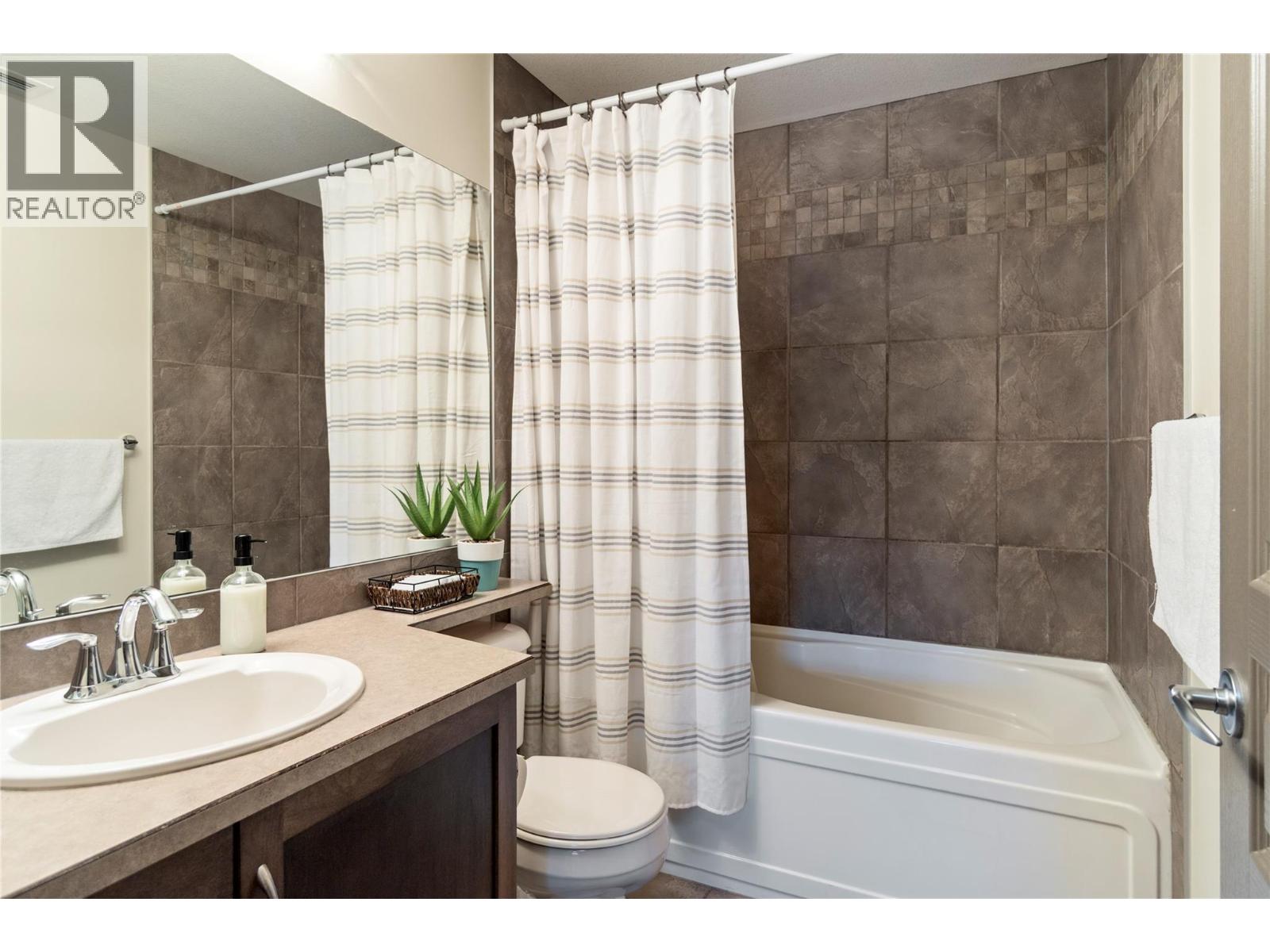 654 Cook Road Unit# 501