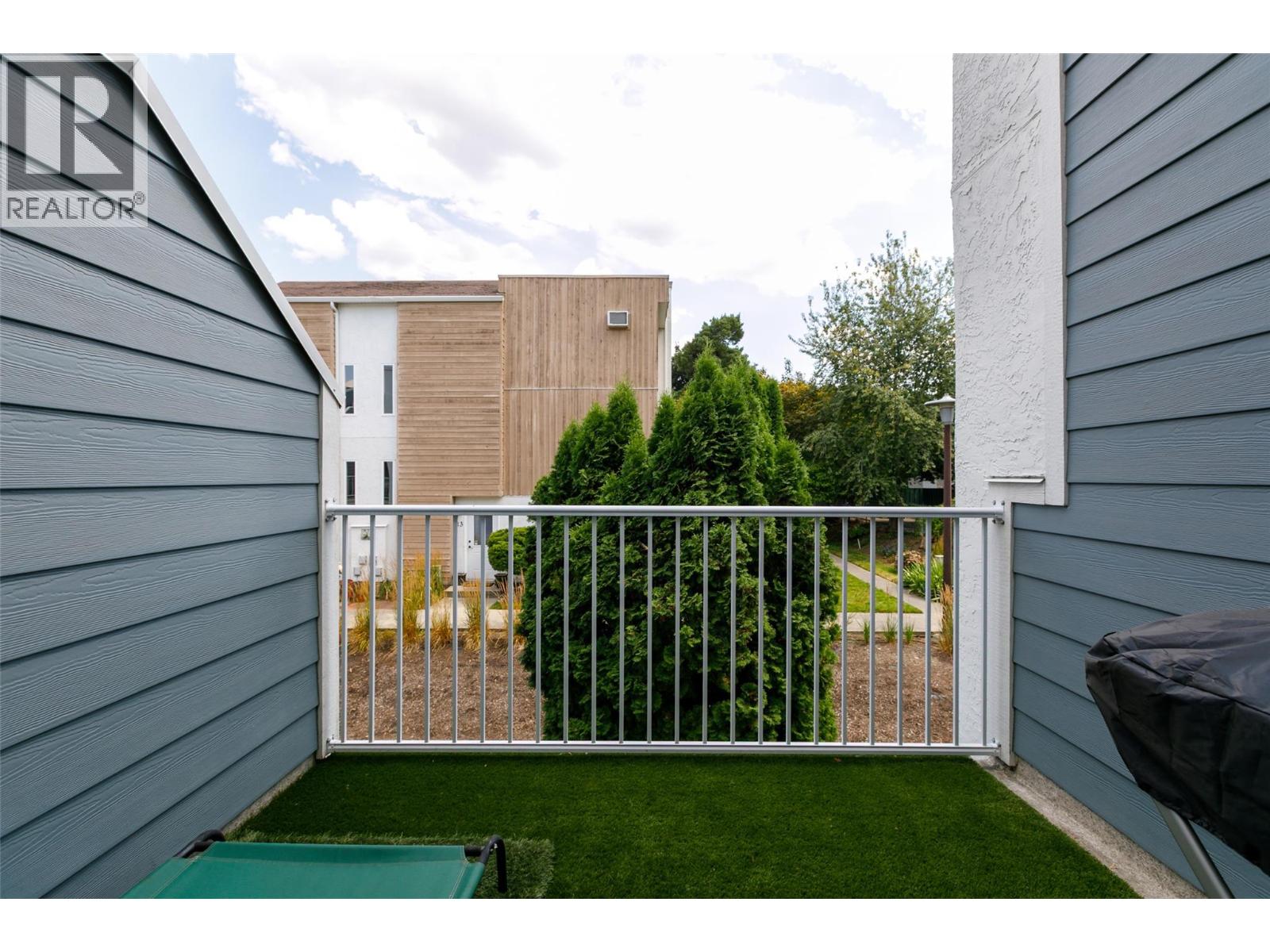 1481 Inkar Road Unit# 8