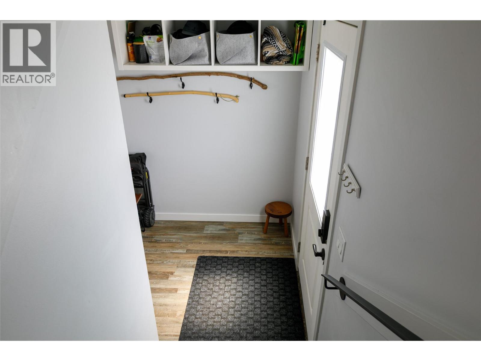 1481 Inkar Road Unit# 8