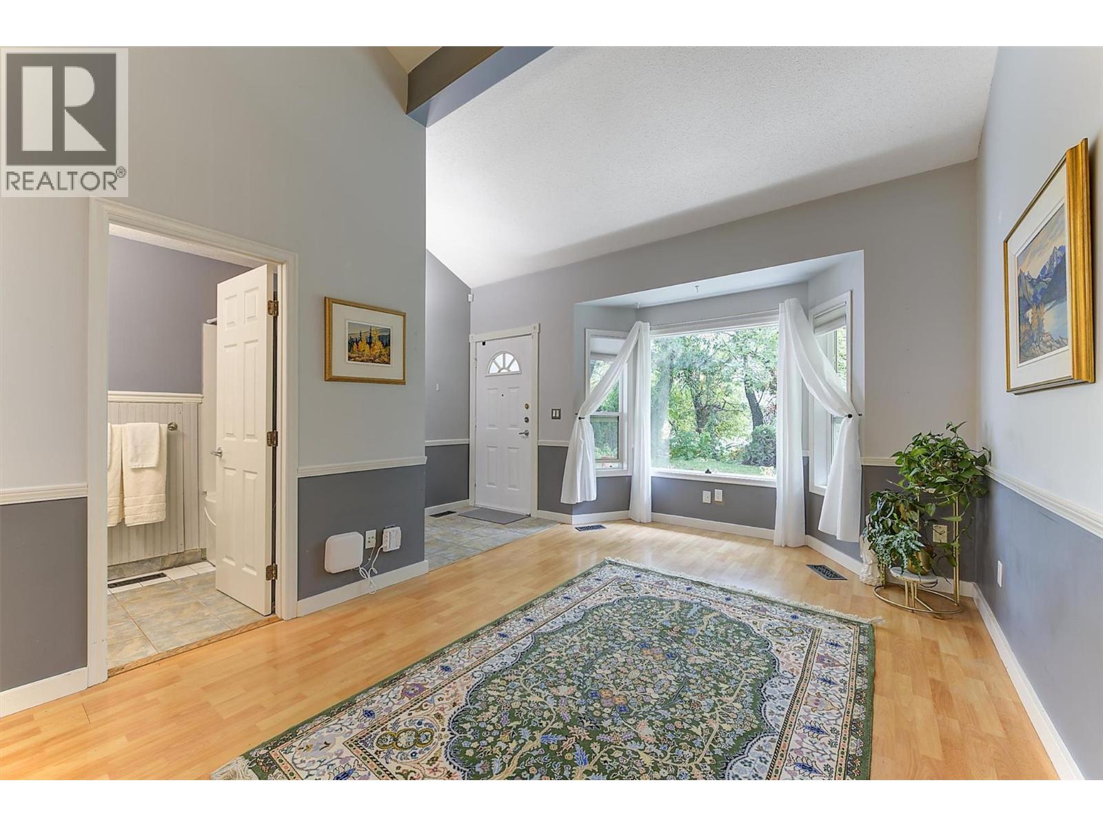 3155 Gordon Drive Unit# 404