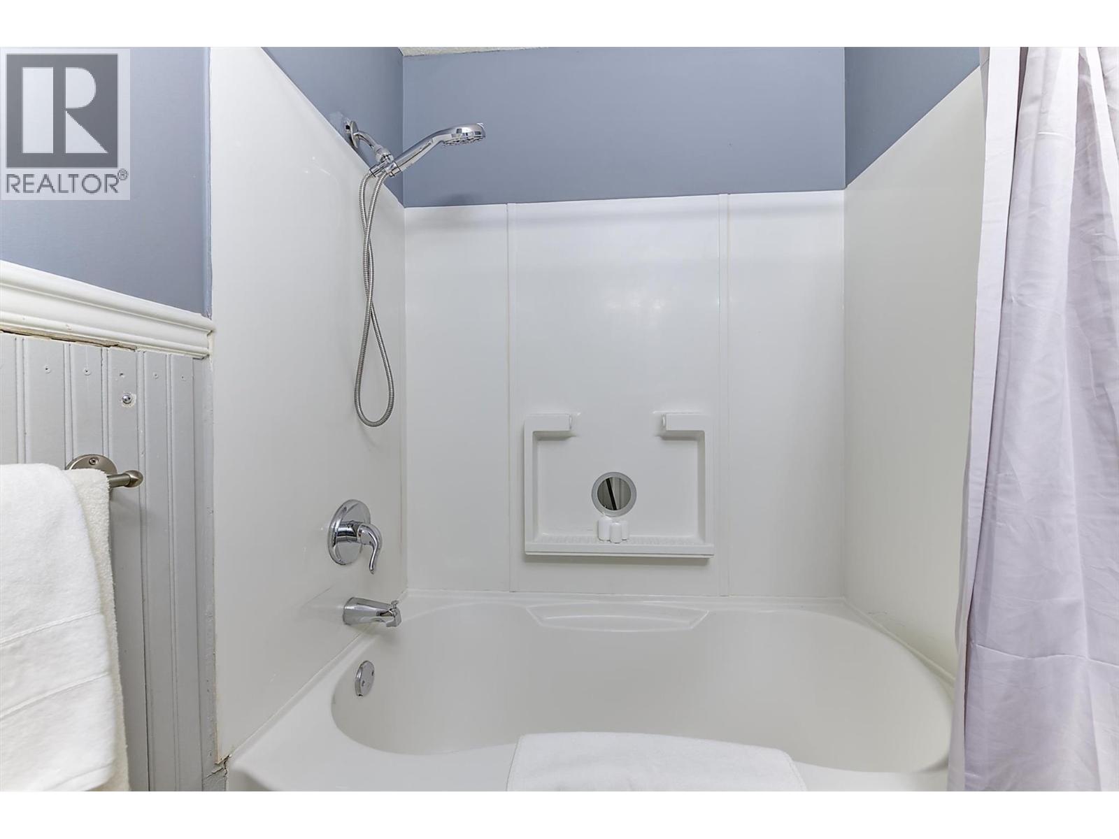 3155 Gordon Drive Unit# 404