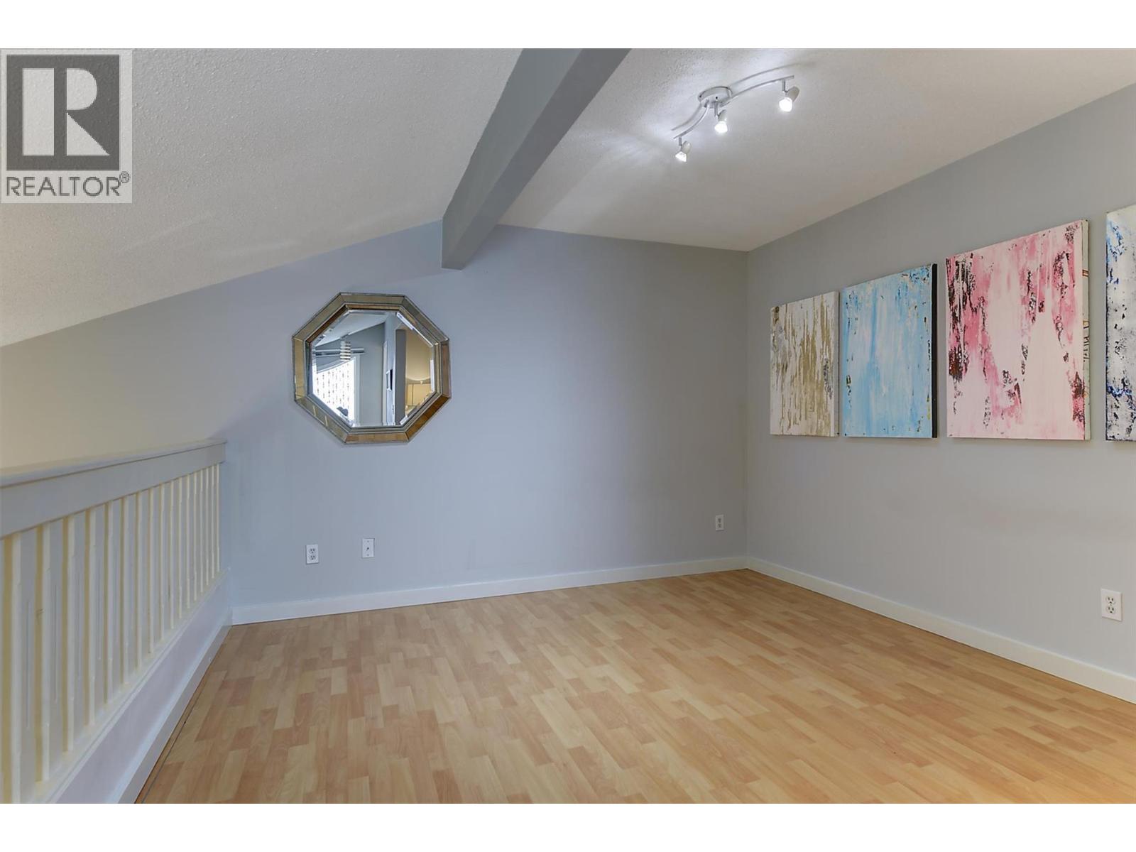 3155 Gordon Drive Unit# 404