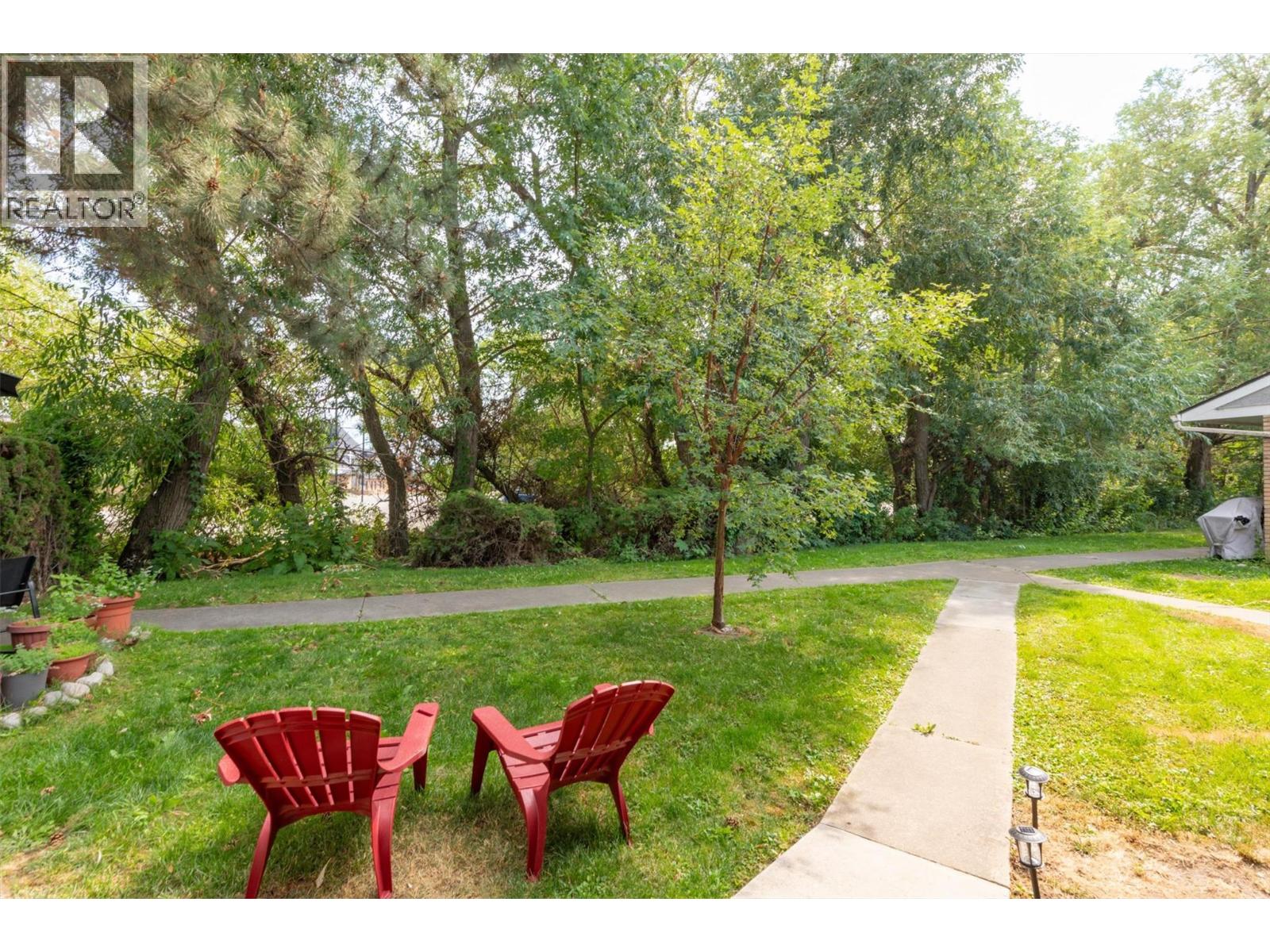 3155 Gordon Drive Unit# 404