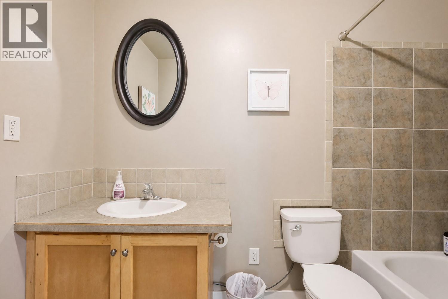 2175 Shannon Ridge Drive Unit# 5