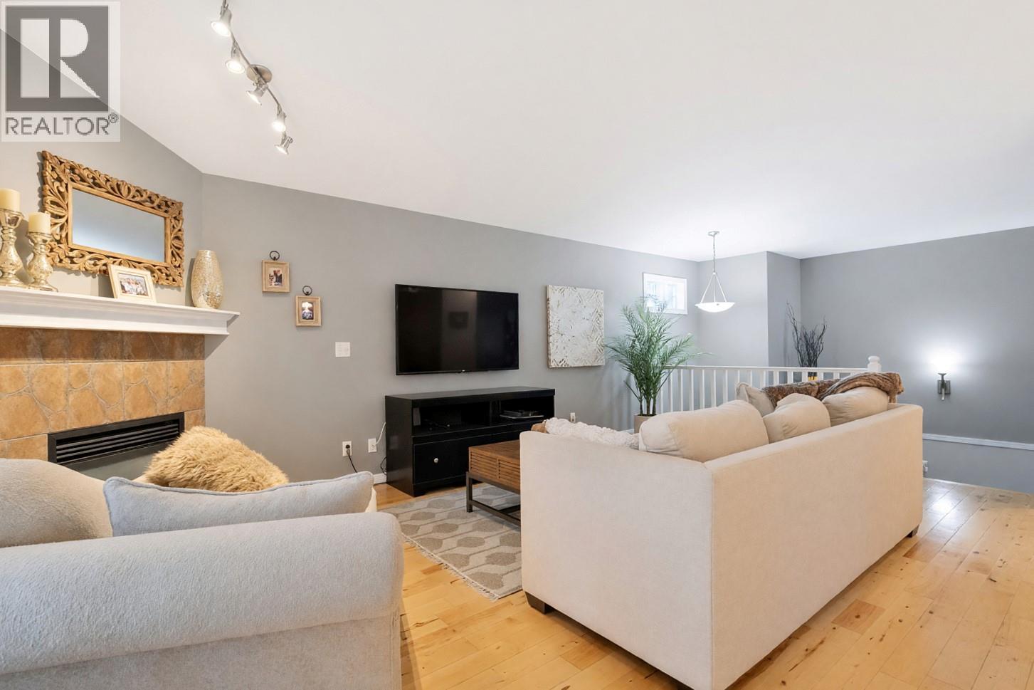 2175 Shannon Ridge Drive Unit# 5