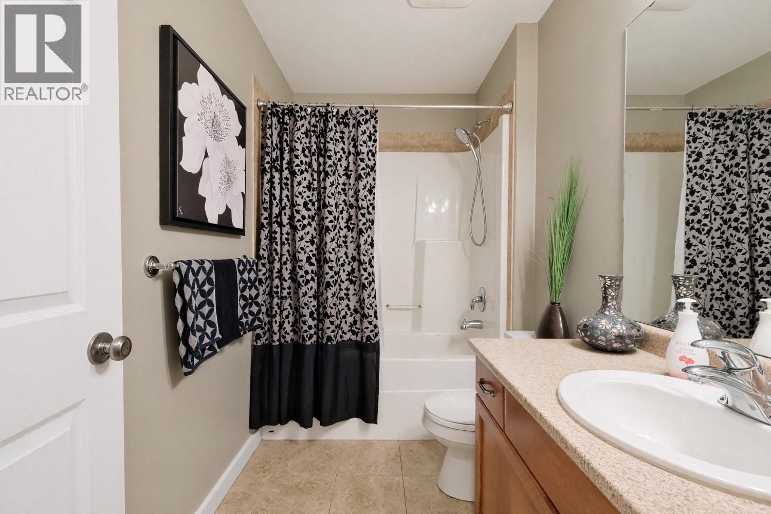 2175 Shannon Ridge Drive Unit# 5
