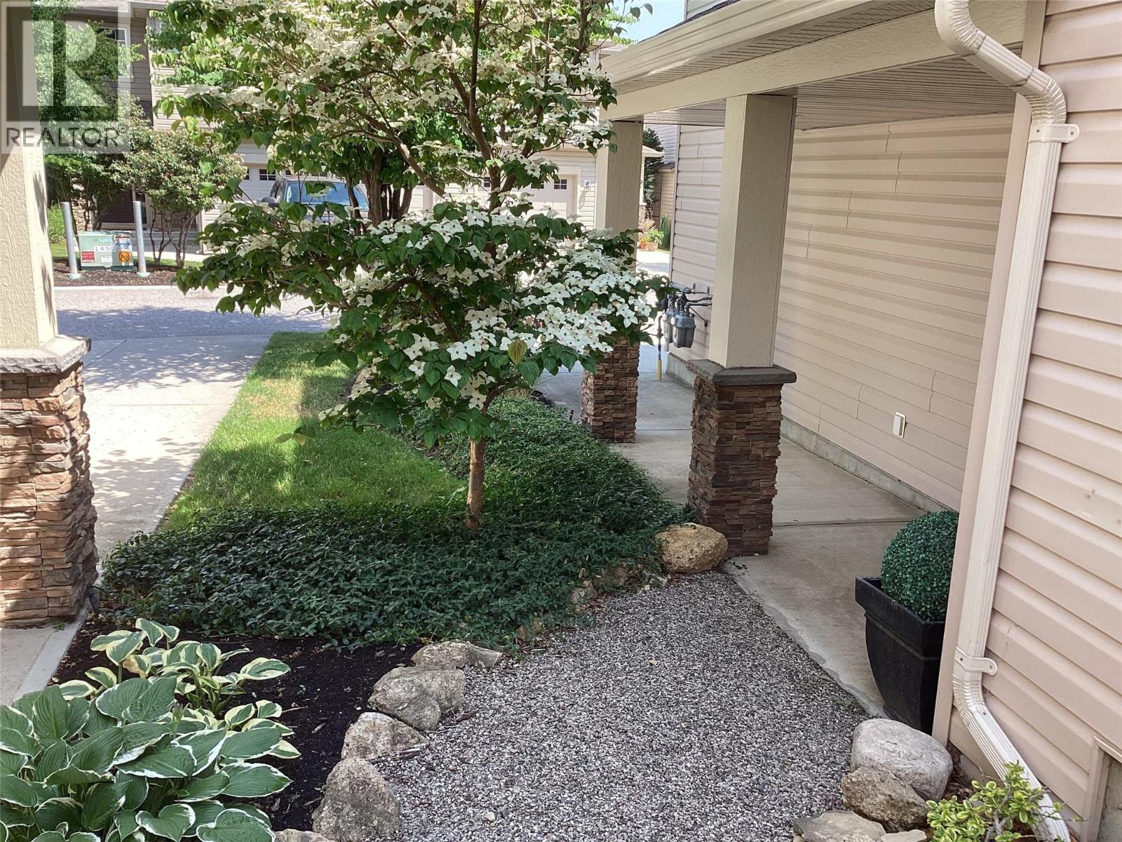 2175 Shannon Ridge Drive Unit# 5