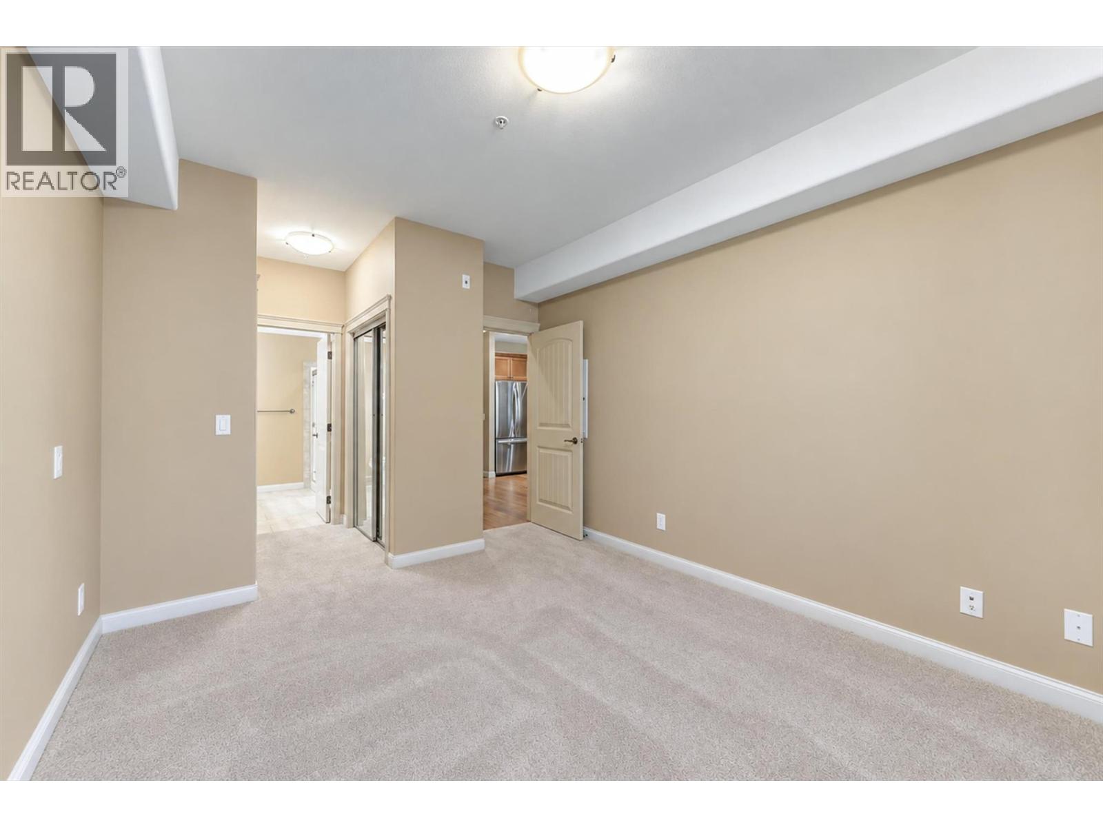 2760 Auburn Road Unit# 101