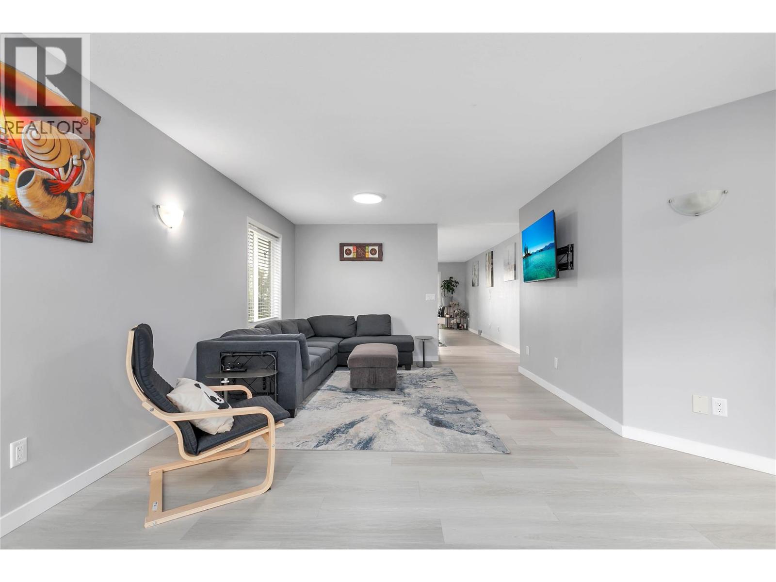2440 Old Okanagan Highway Unit# 331
