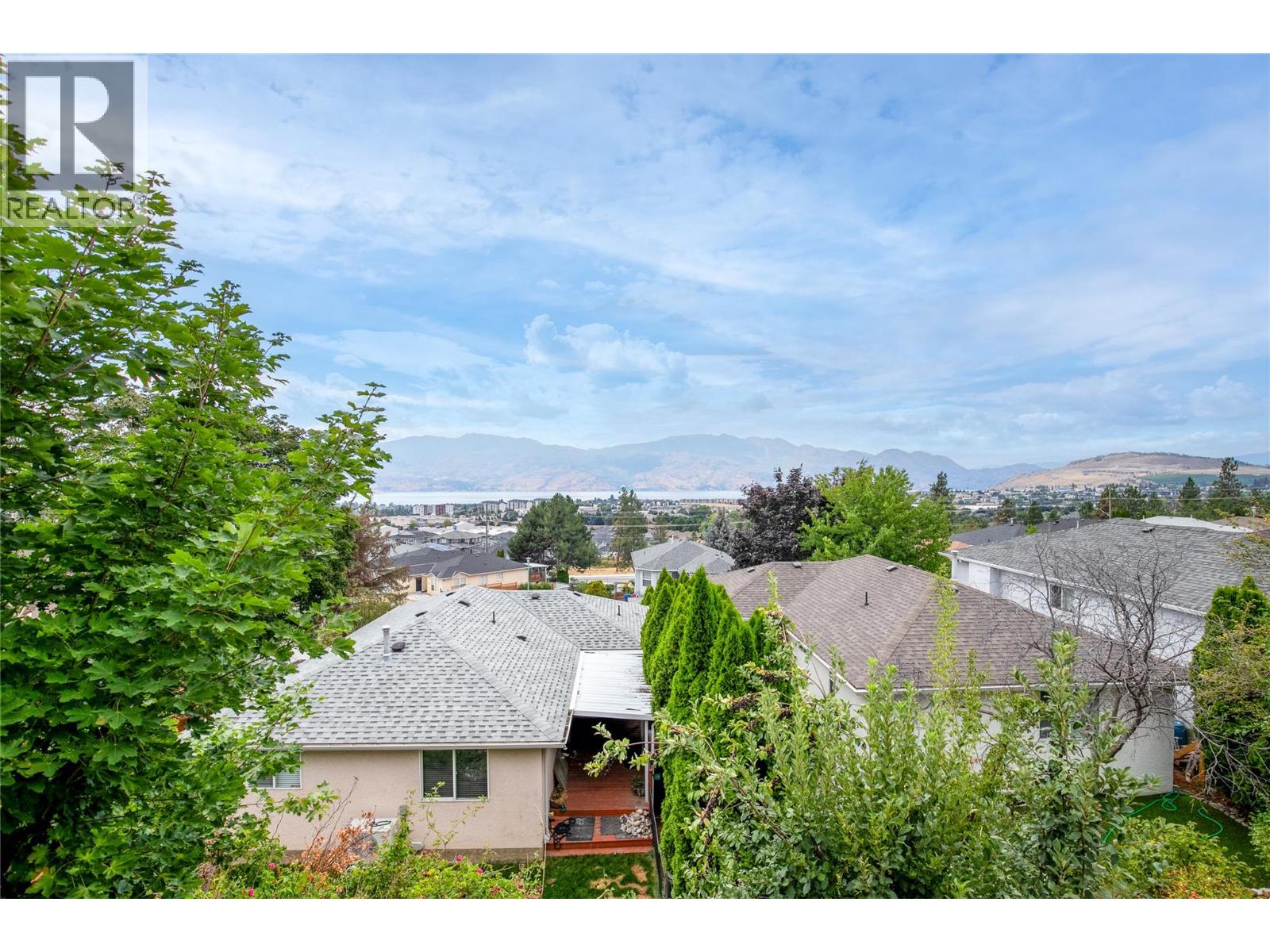 2440 Old Okanagan Highway Unit# 331