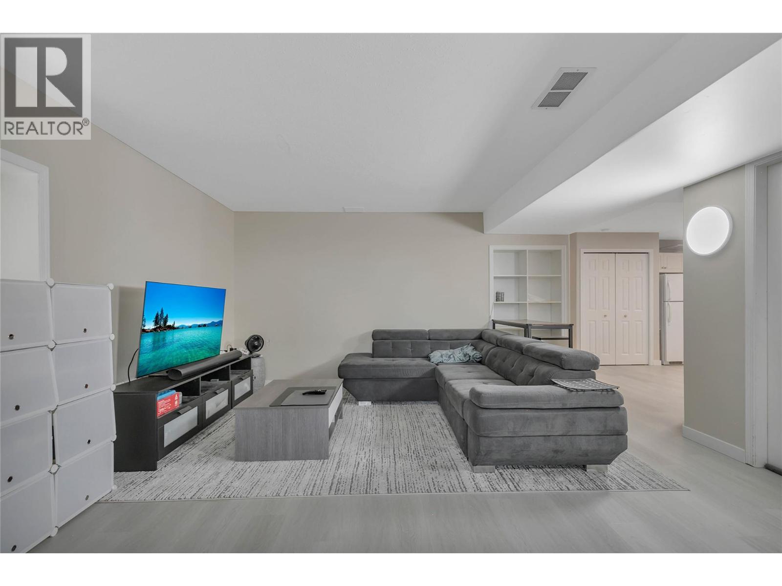 2440 Old Okanagan Highway Unit# 331