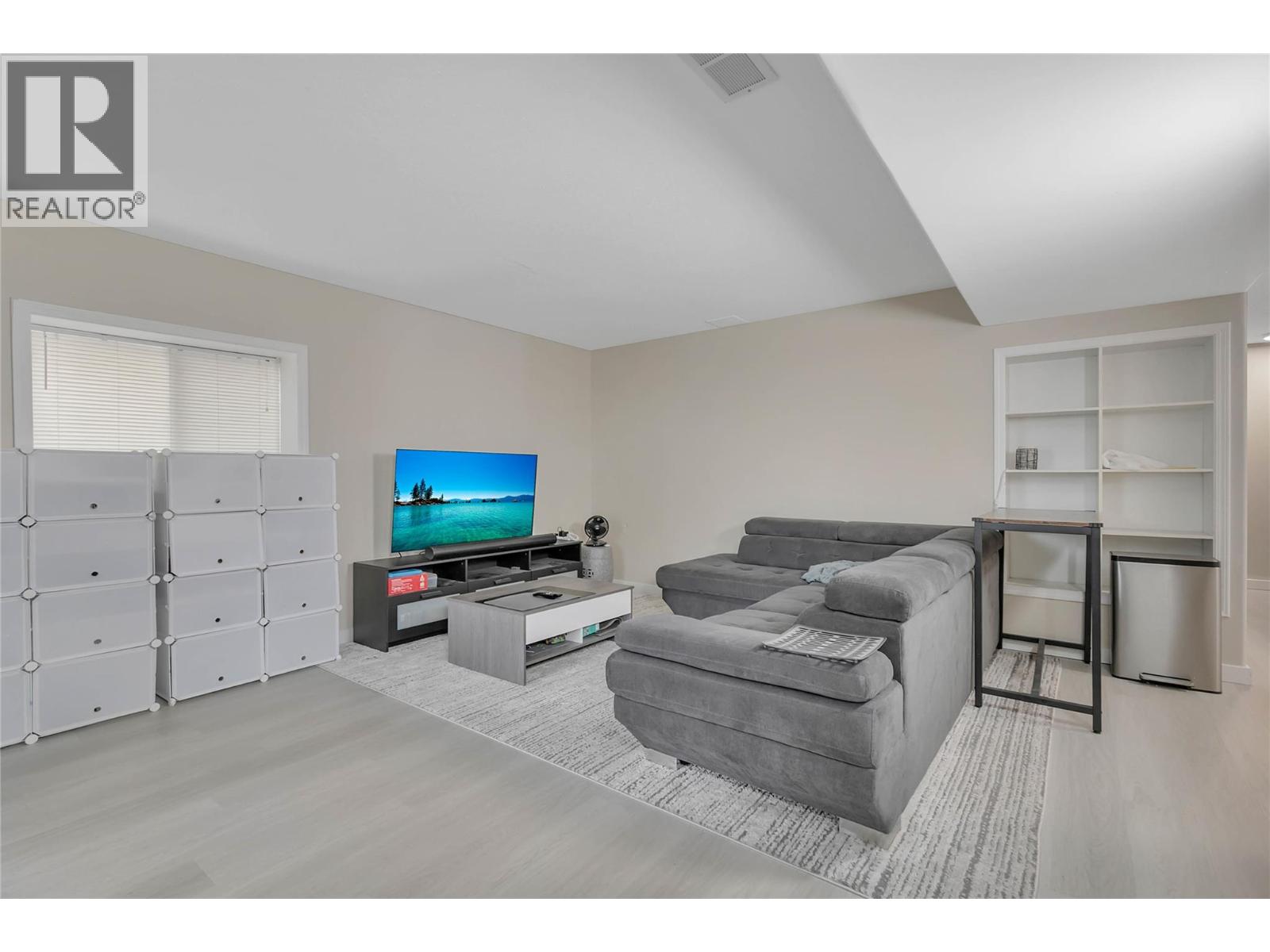2440 Old Okanagan Highway Unit# 331