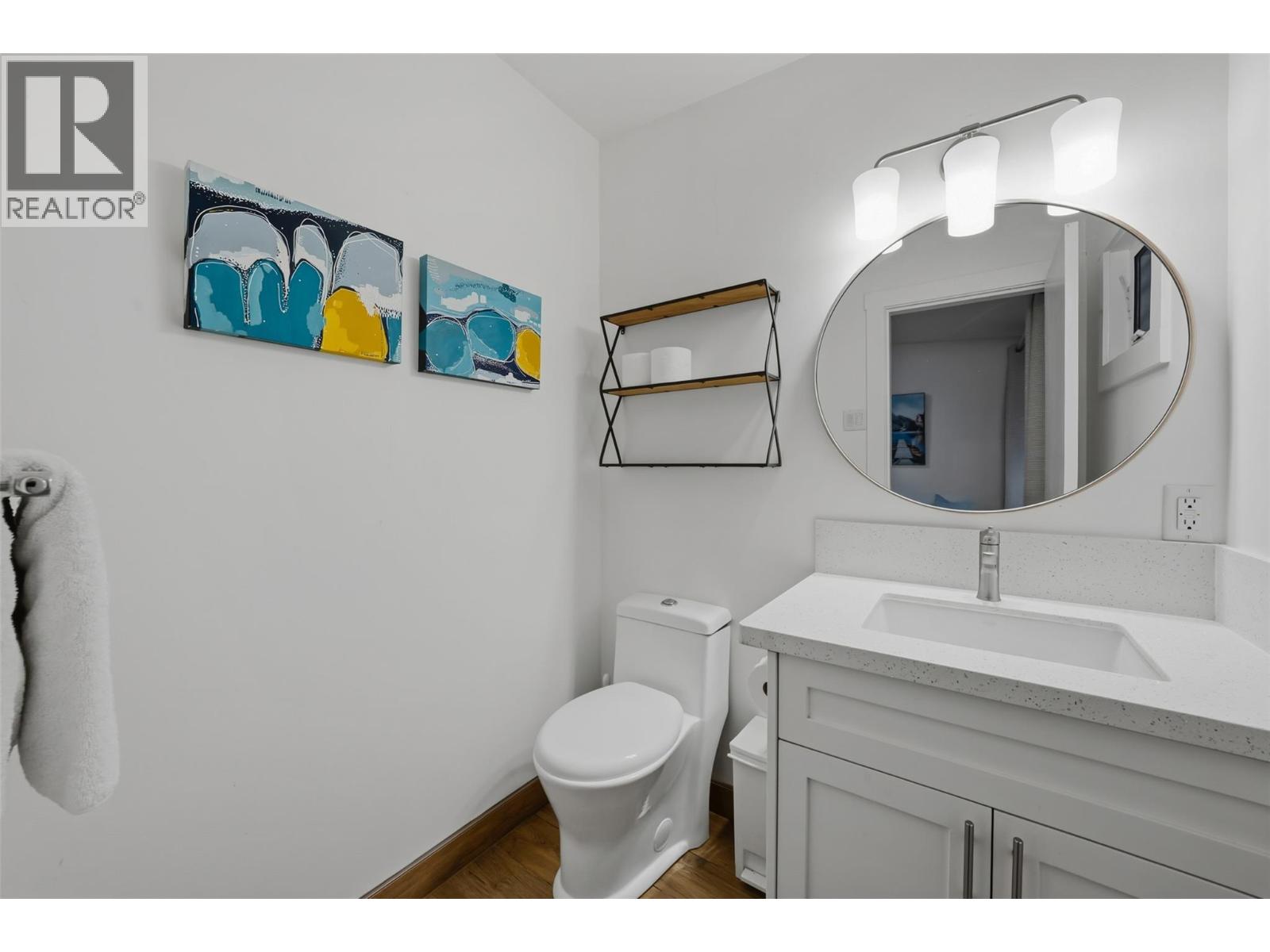 5147 Lakeshore Road