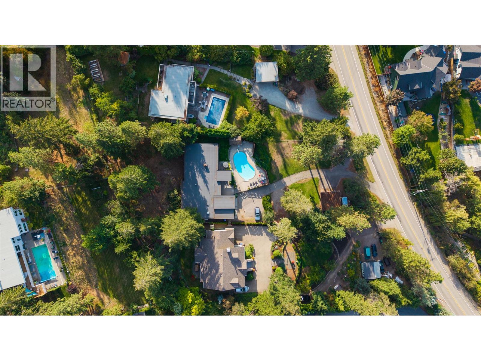 5147 Lakeshore Road