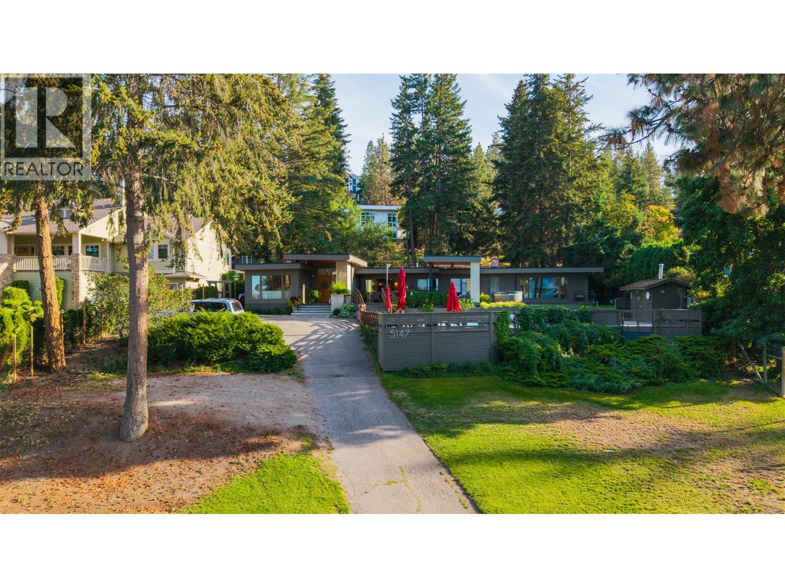 5147 Lakeshore Road