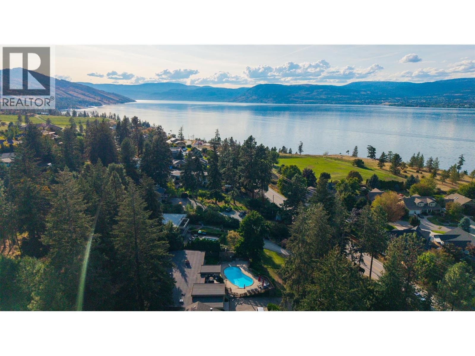 5147 Lakeshore Road