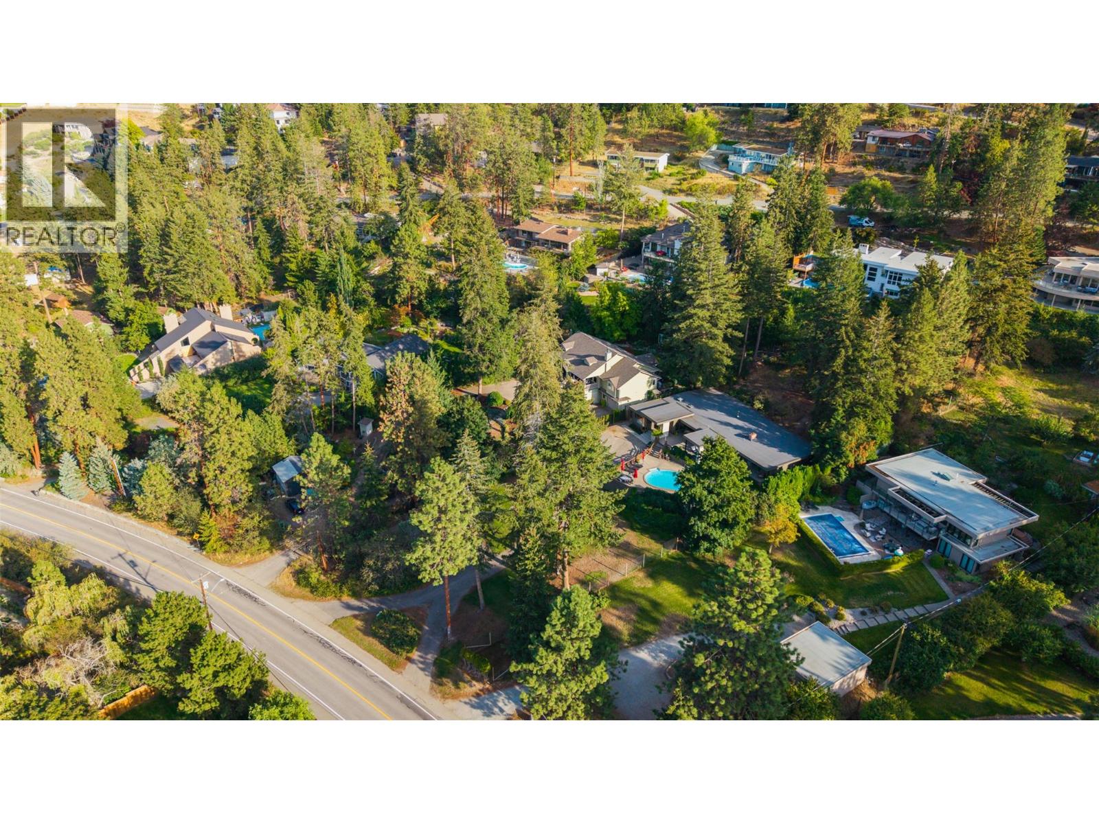 5147 Lakeshore Road