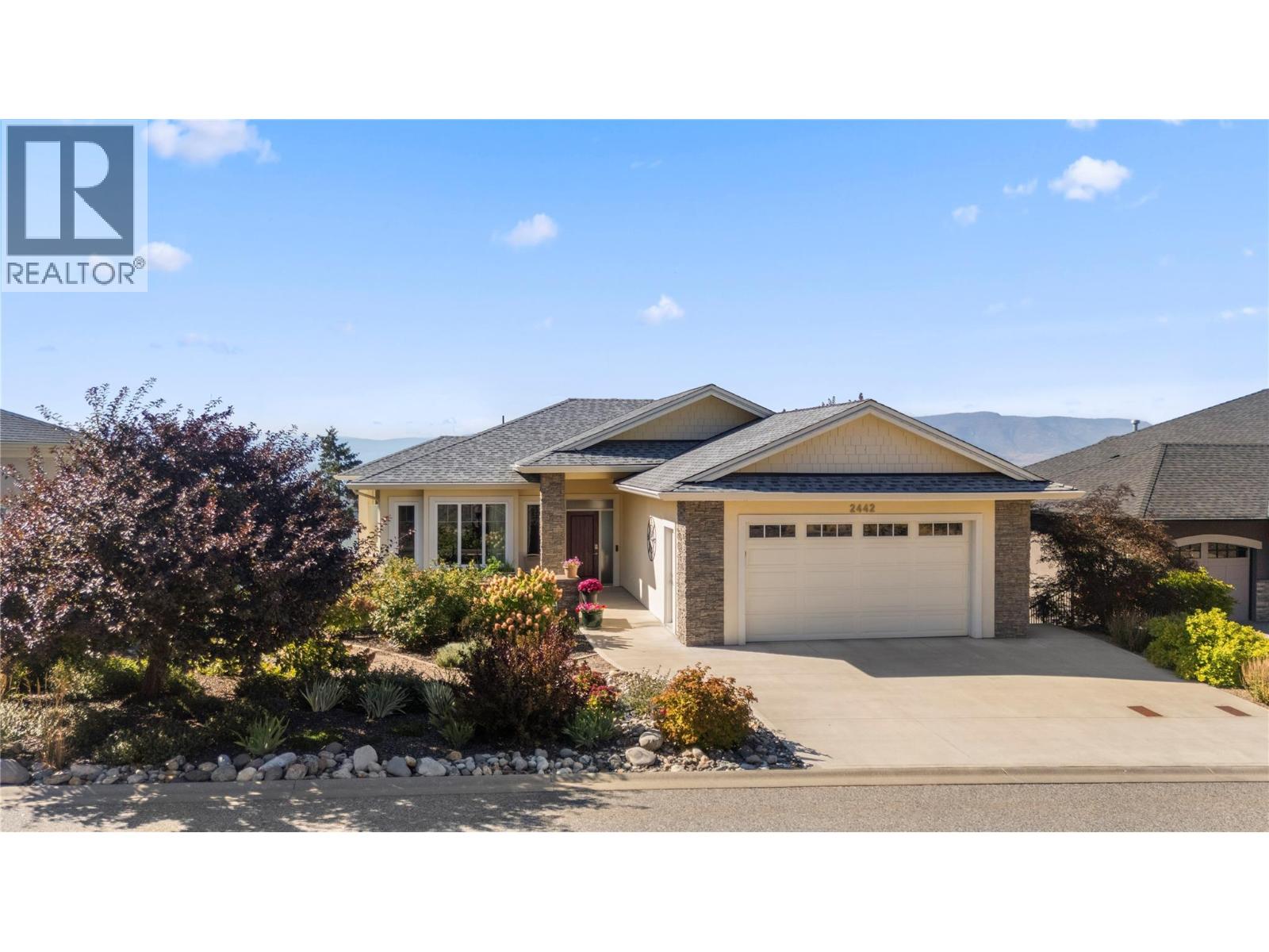 2442 Bella Vista Street